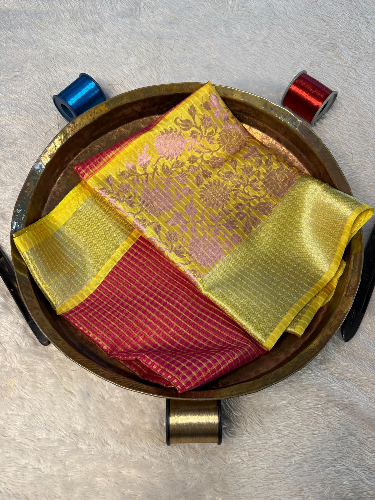 Trending Softsilk Jacquard Unique Banarasi Saree