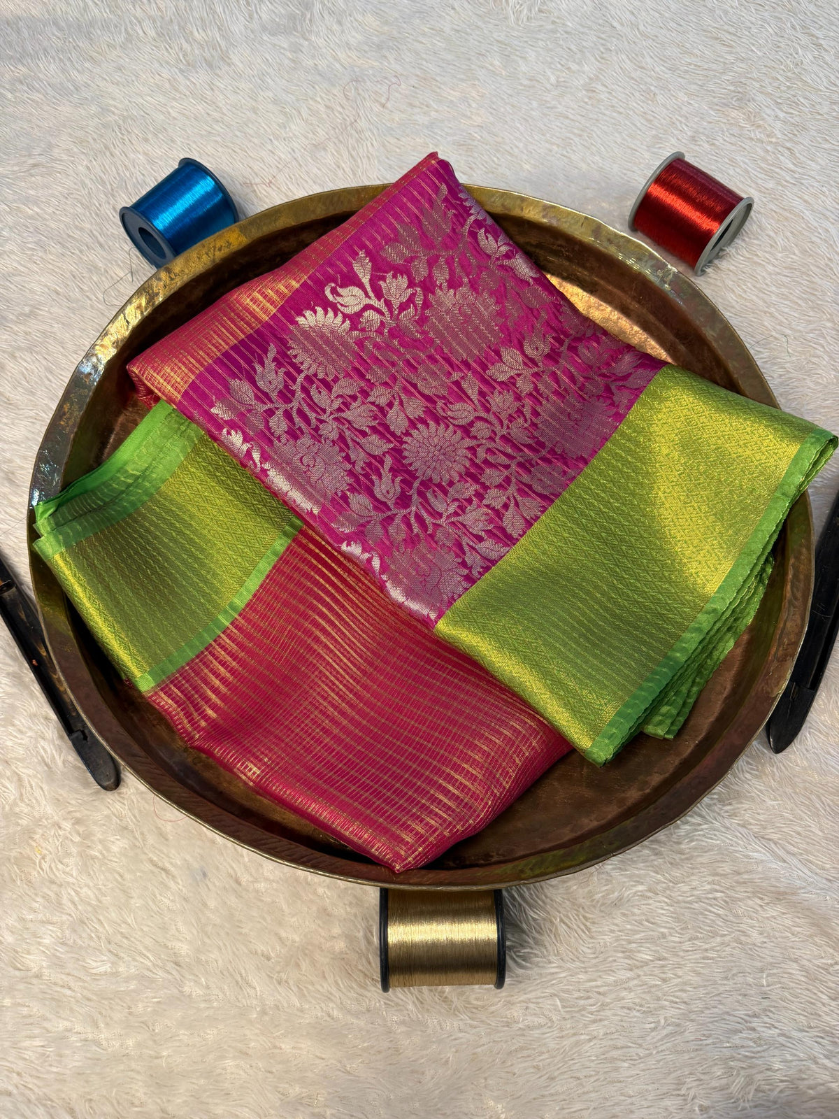 Trending Softsilk Jacquard Unique Banarasi Saree