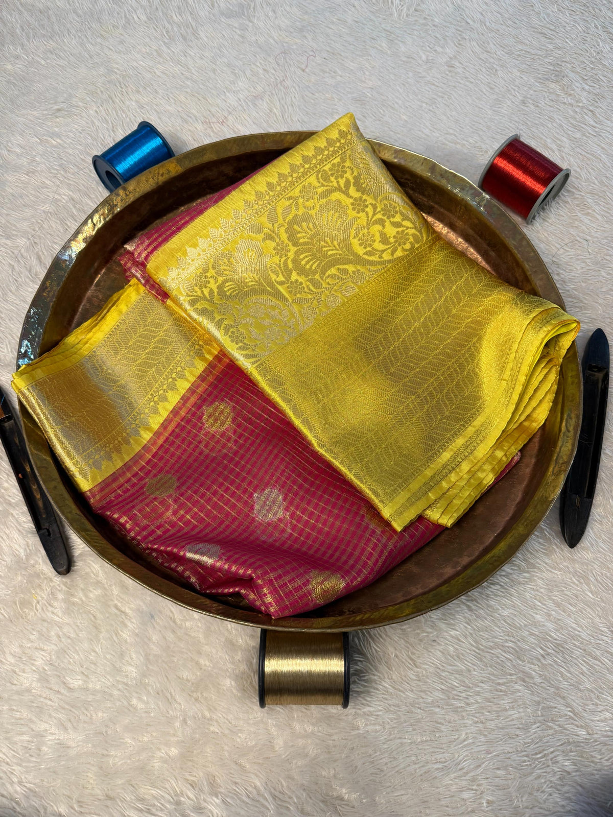 Trending Softsilk Jacquard Unique Banarasi Saree