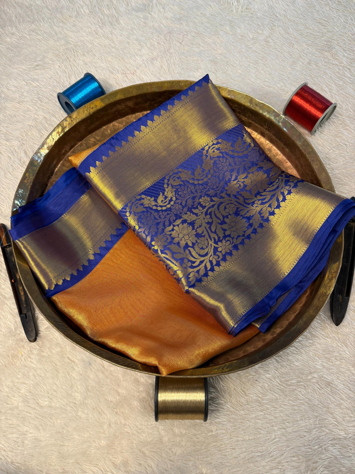 Trending Softsilk Jacquard Unique Banarasi Saree