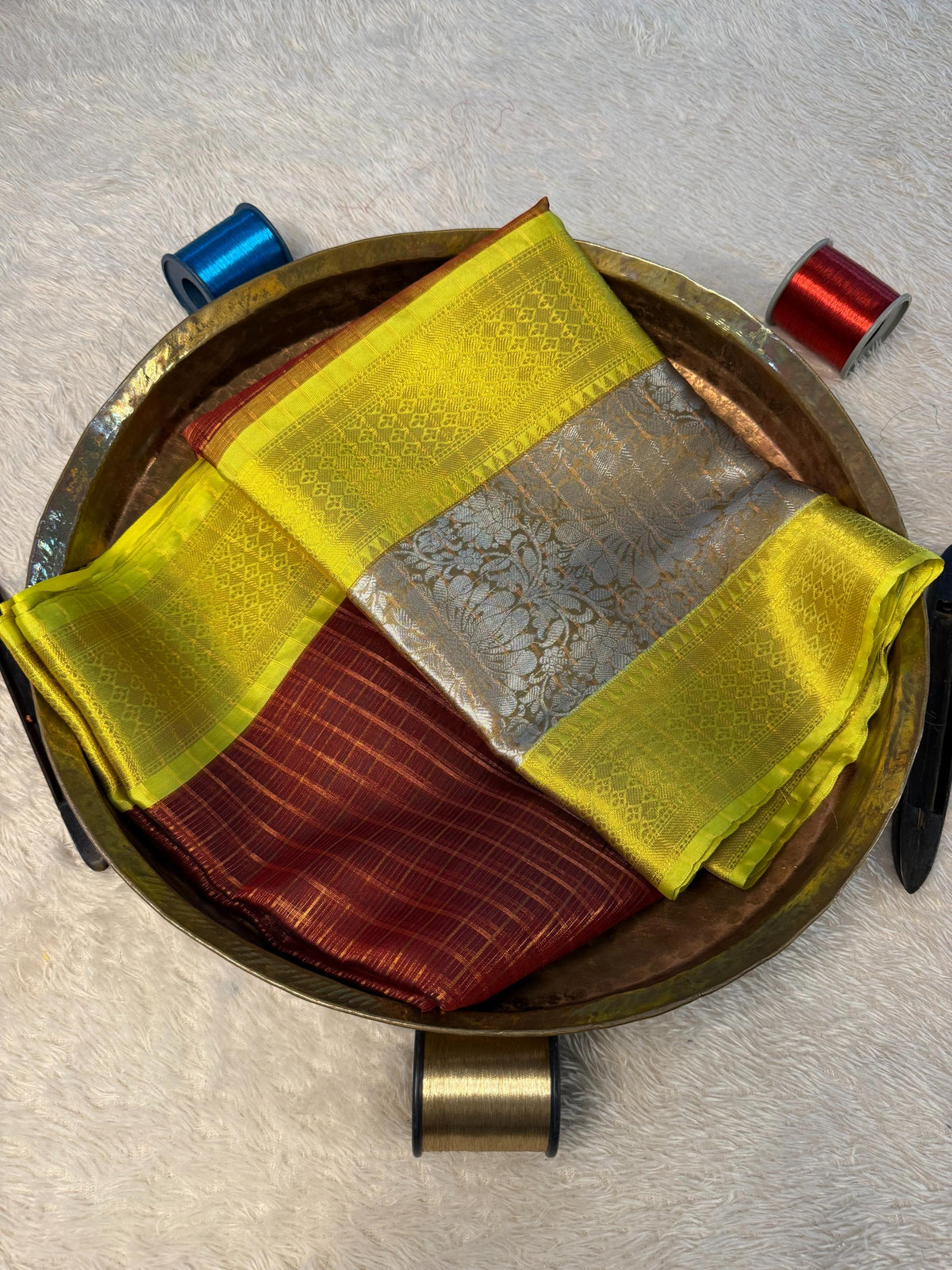 Trending Softsilk Jacquard Unique Banarasi Saree