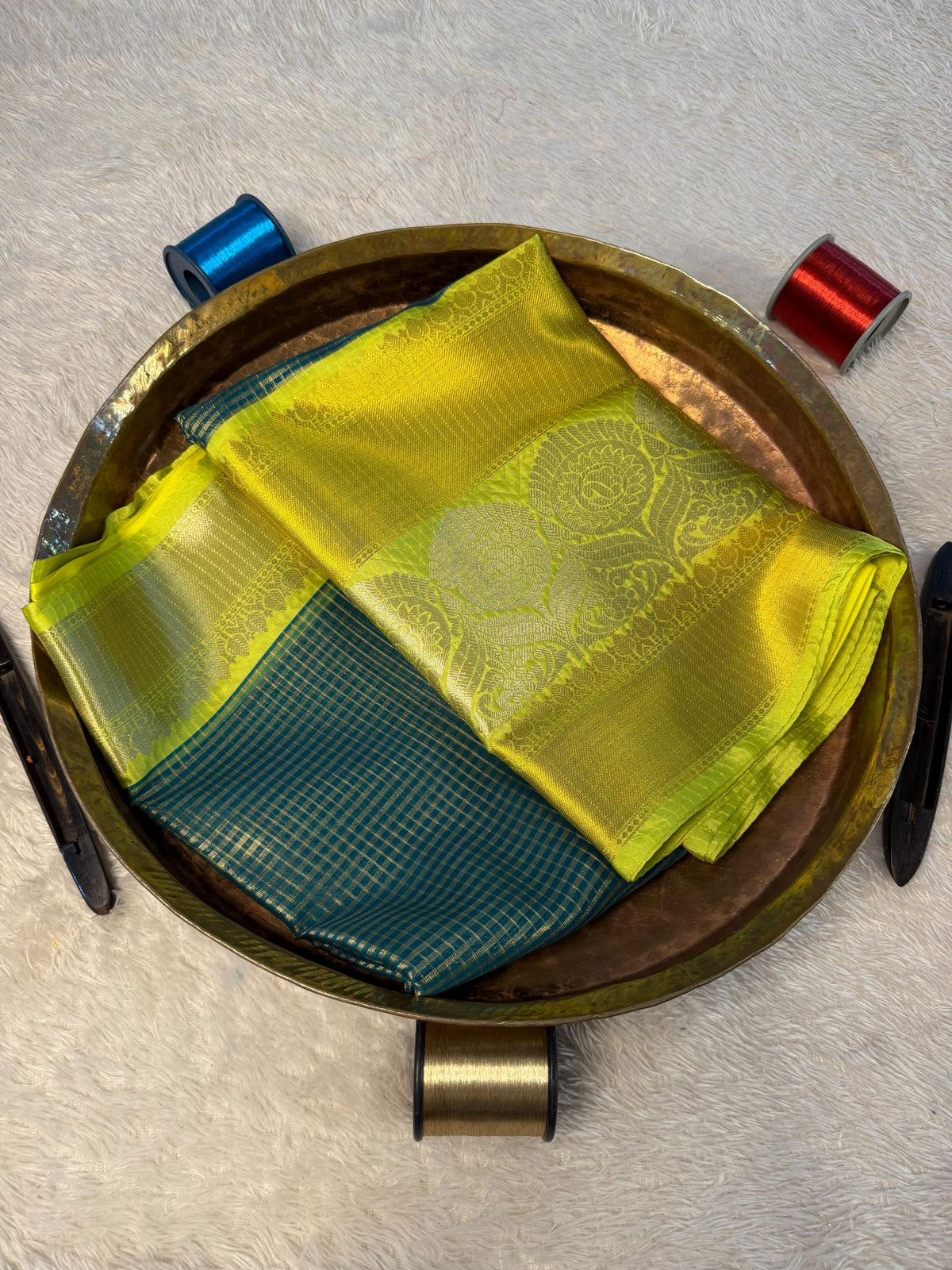 Trending Softsilk Jacquard Unique Banarasi Saree