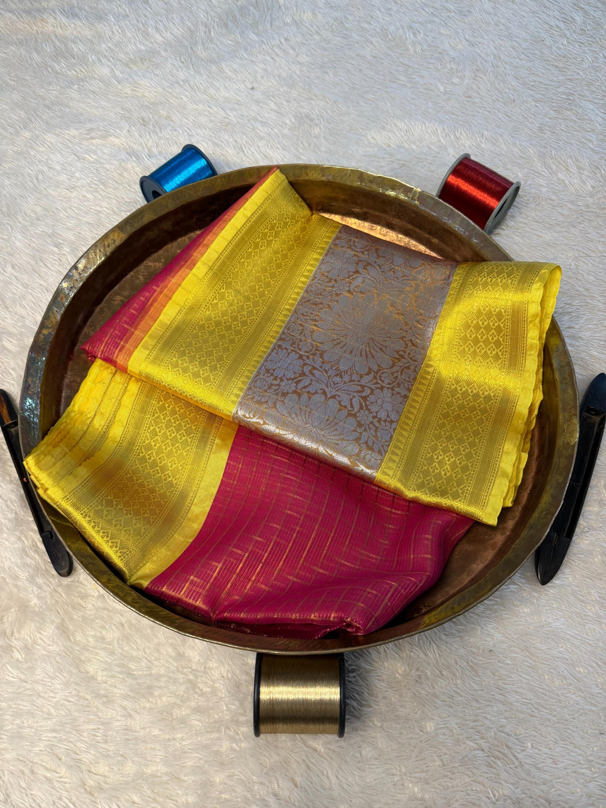 Trending Softsilk Jacquard Unique Banarasi Saree