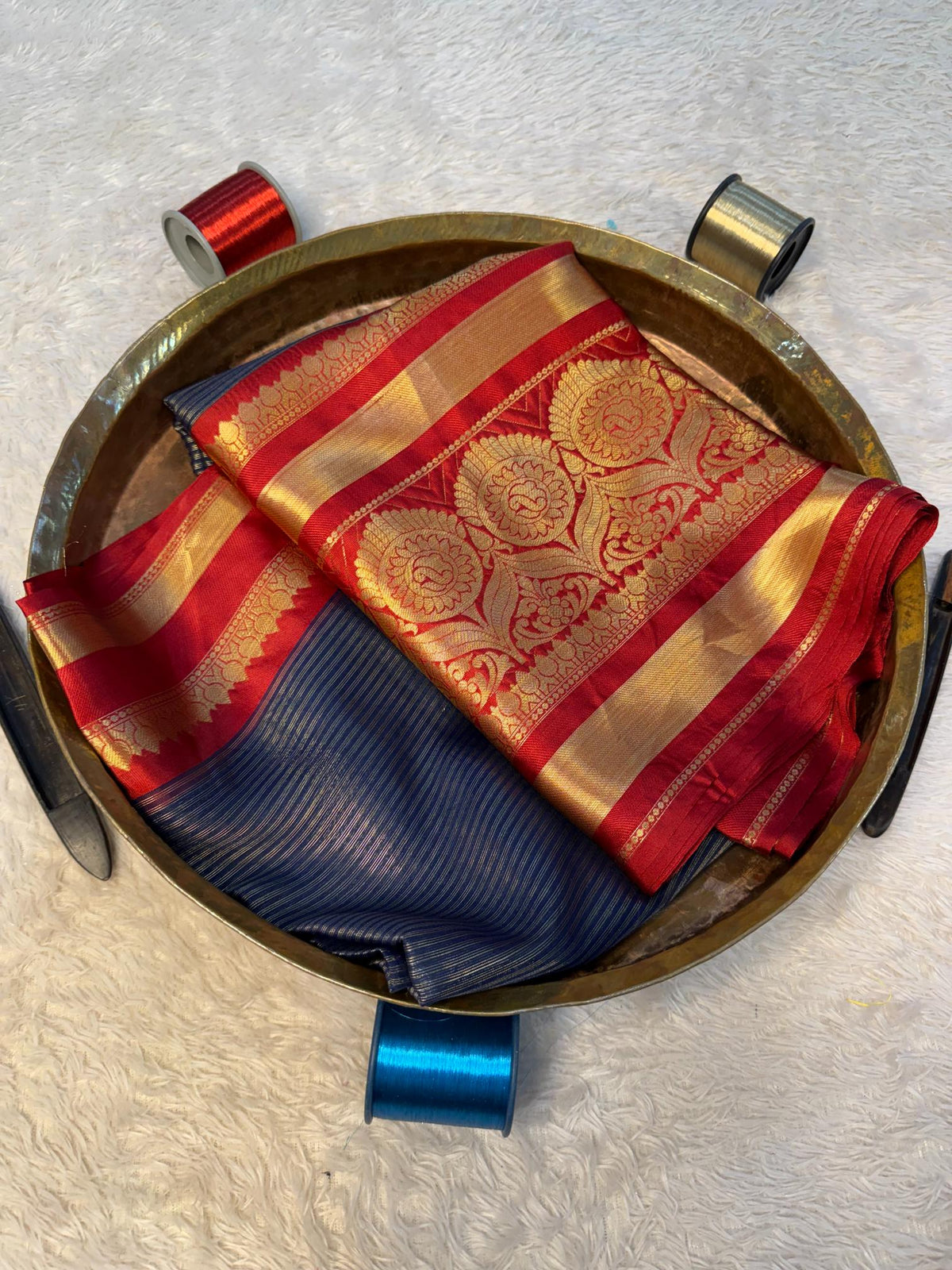 Trending Softsilk Jacquard Unique Banarasi Saree