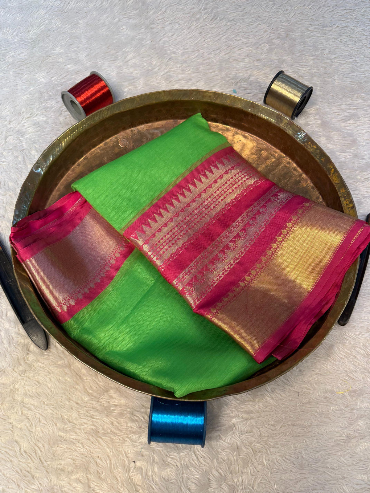 Trending Softsilk Jacquard Unique Banarasi Saree
