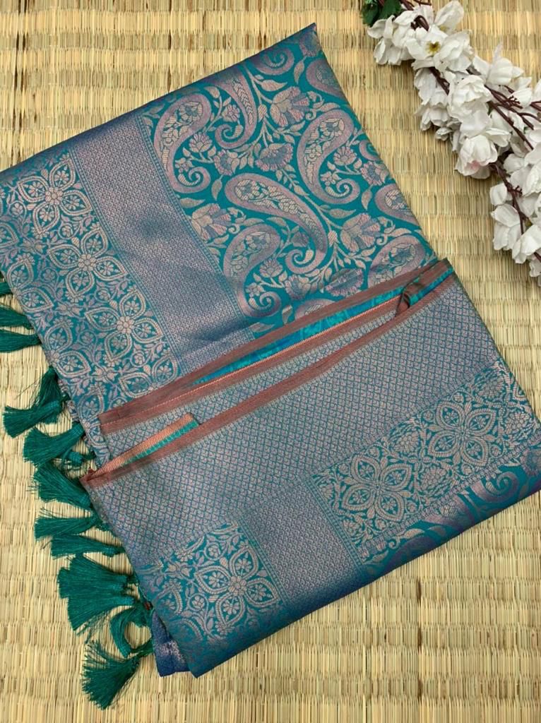 Rama Green Softsilk Carry Pattern Floral Design Saree