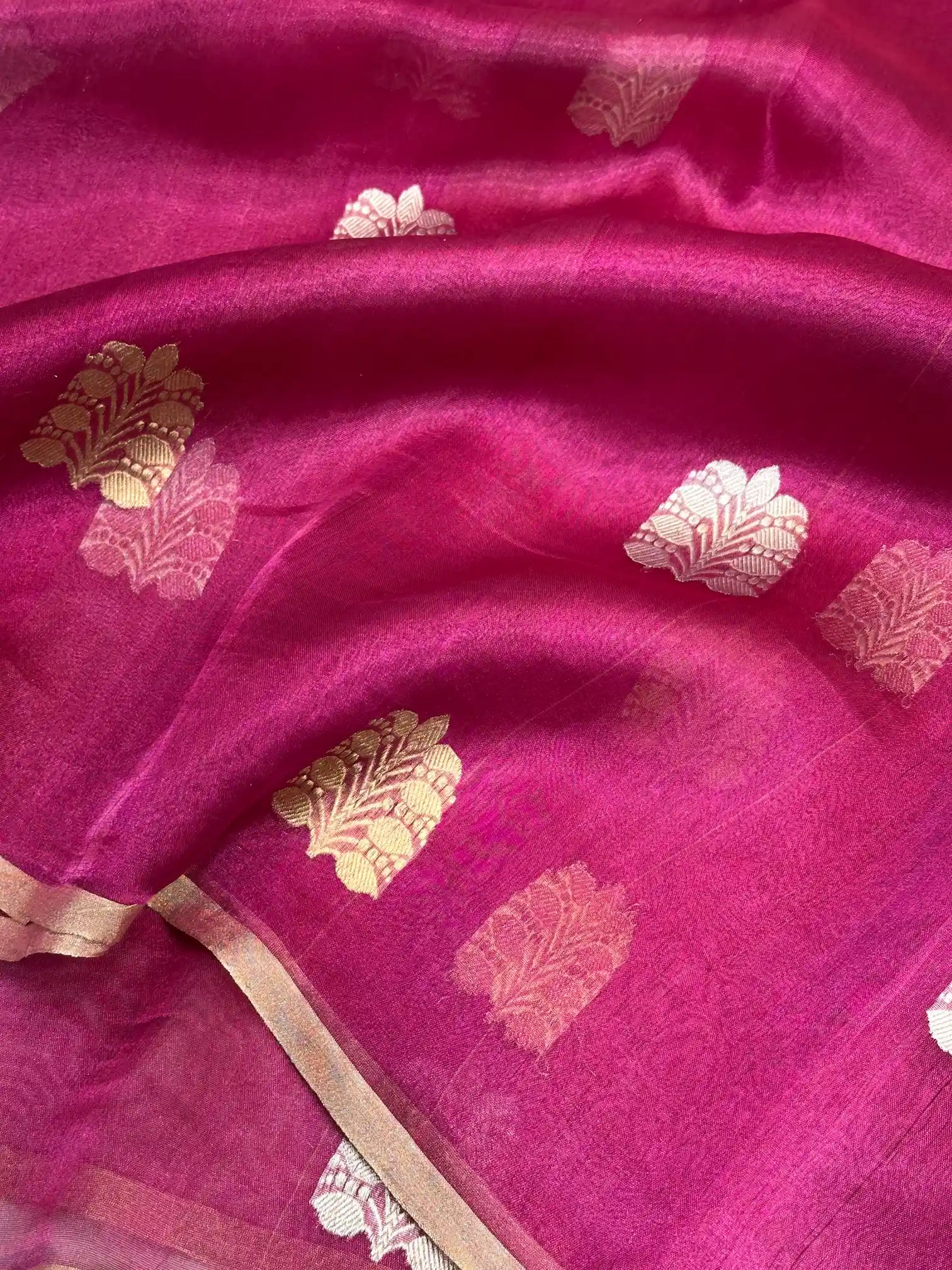 Rani Pink Handwoven Pure Tissue Silk Saree