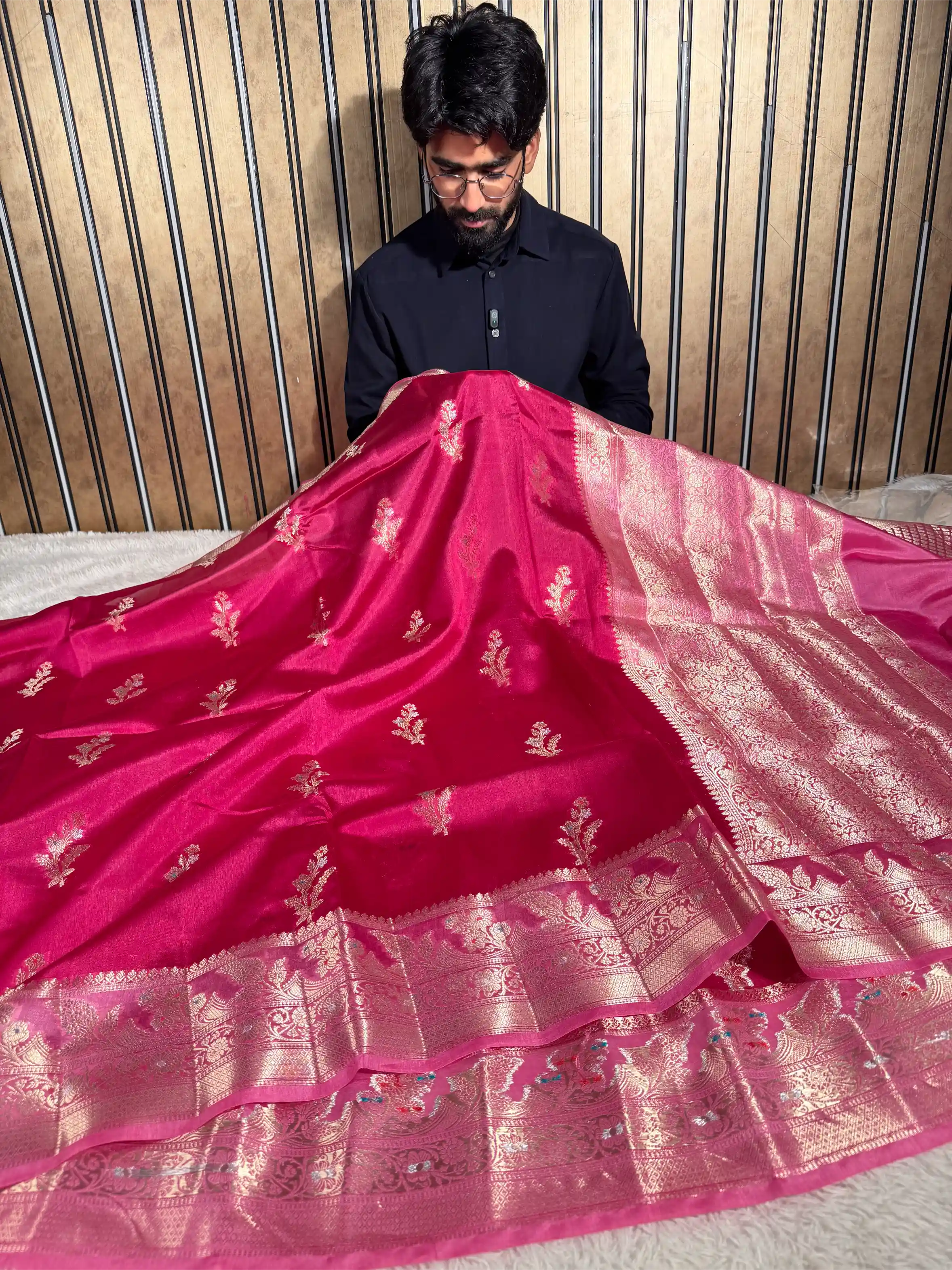 Rani Pink Pure Mango Katan Silk Eccenric Buta Banarasi Saree