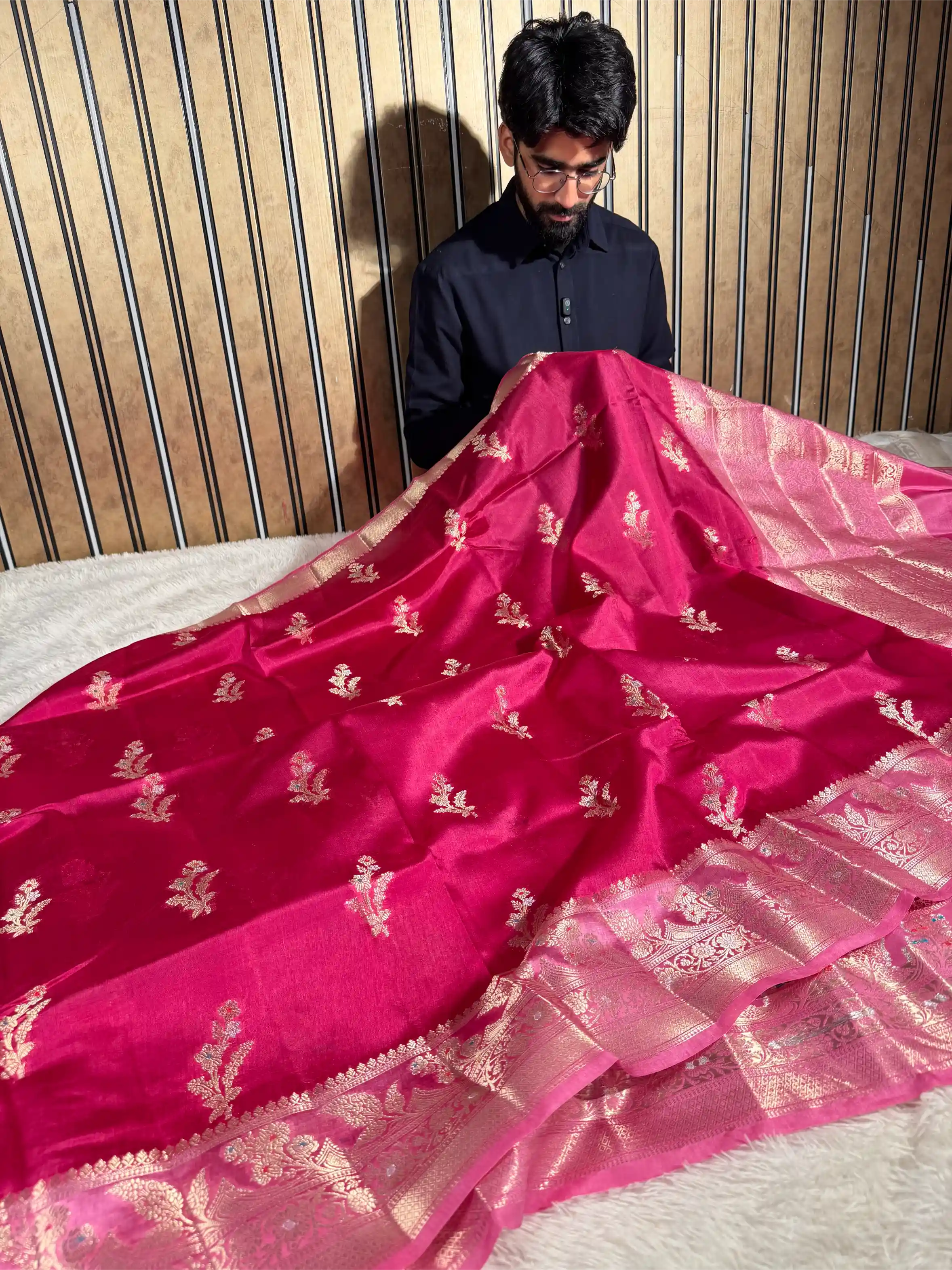 Rani Pink Pure Mango Katan Silk Eccenric Buta Banarasi Saree
