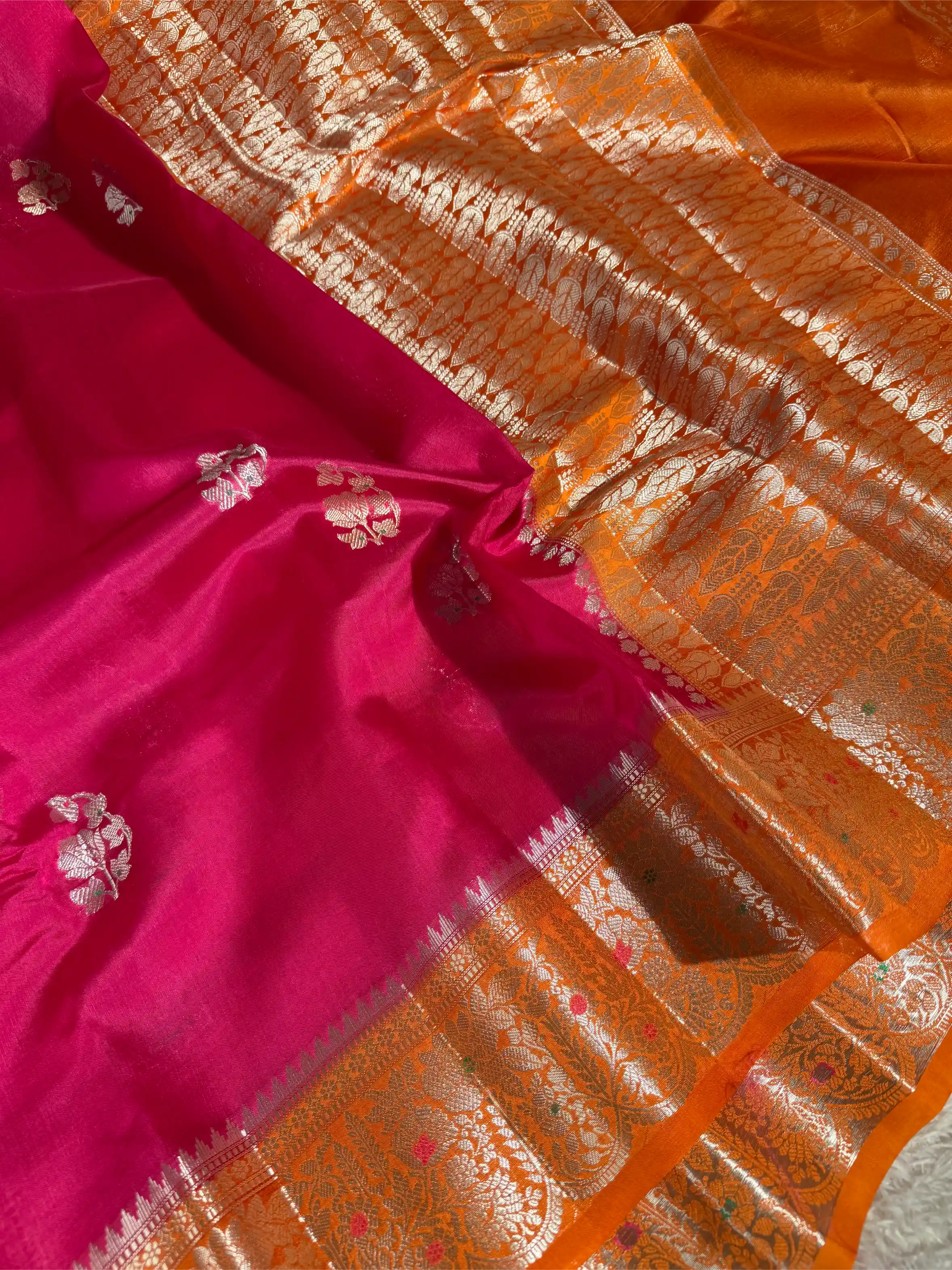 Rani Pink Pure Mango Silk Eccentric Buta Banarasi Saree 