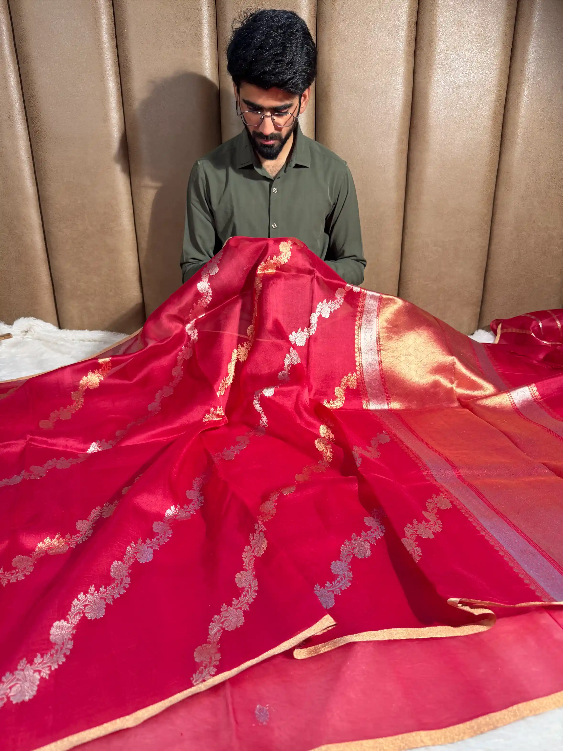 Rani Pink Pure Organza Silk Handwoven Banarasi saree