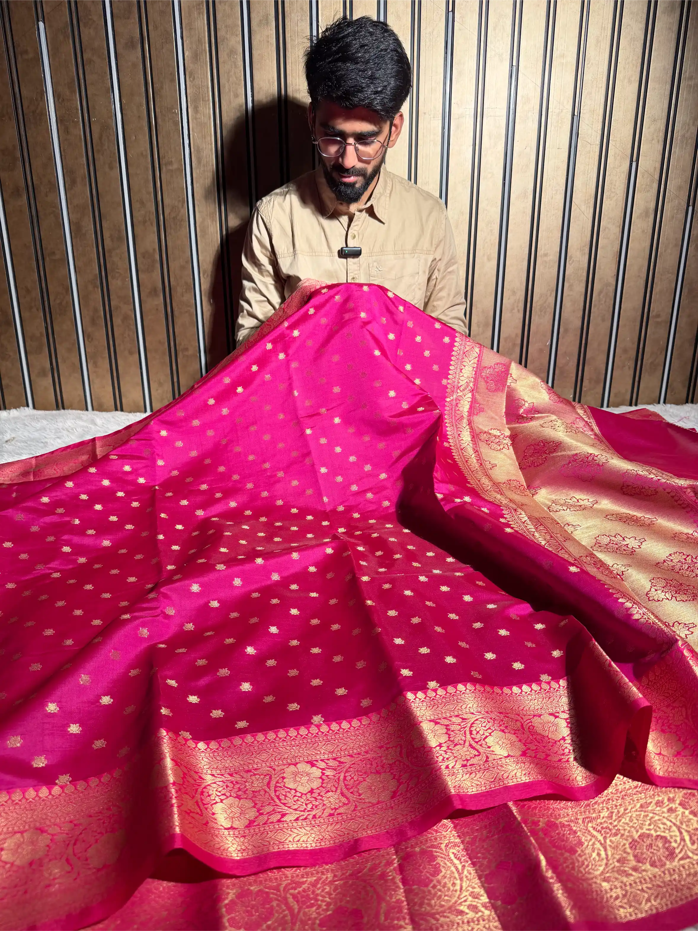 Rani Pink Semi Katan Silk Zari Buti Weave Banarasi Saree