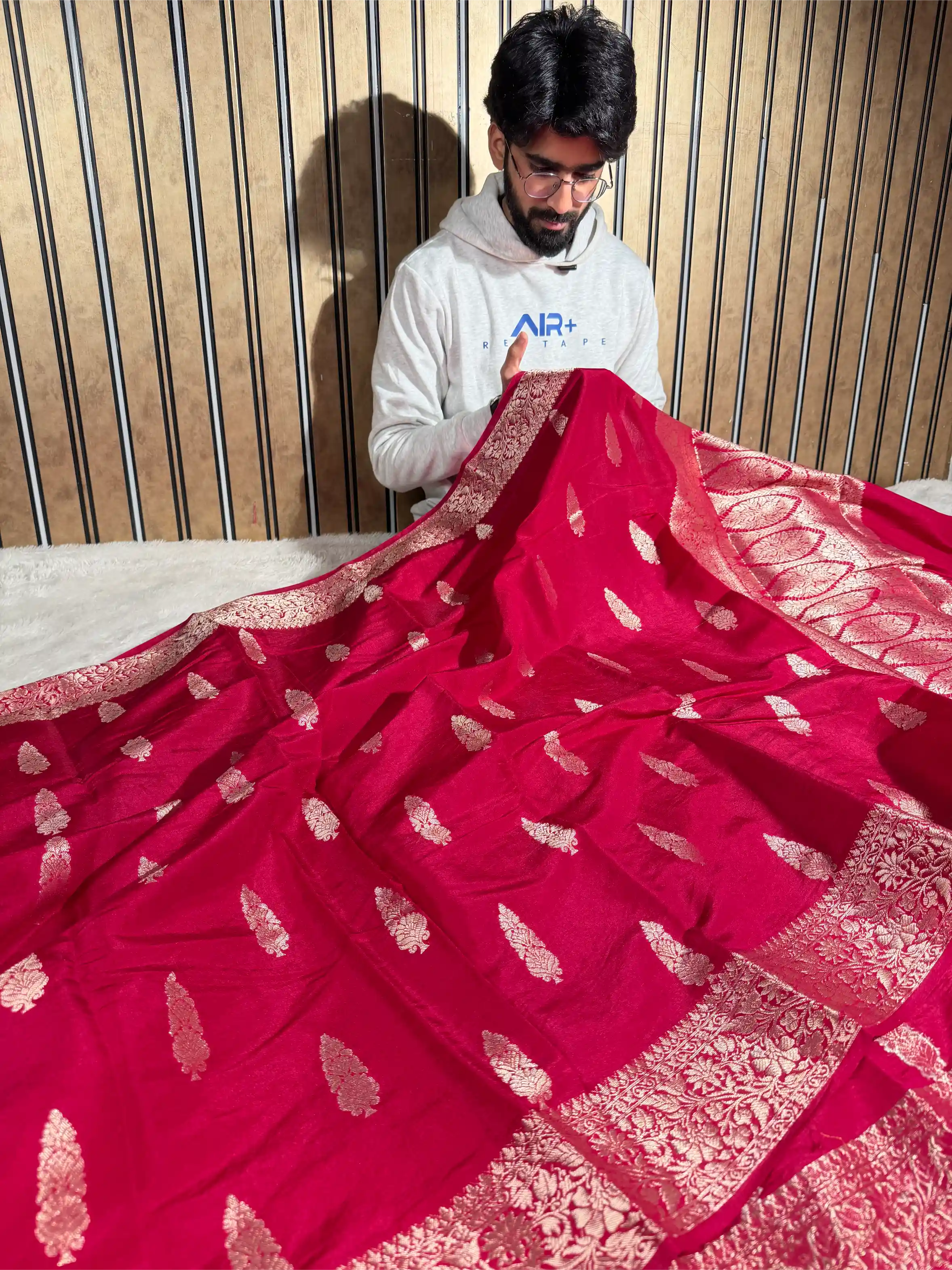 Rani Pink Warm Silk Traditional Buta Weave Banarasi Saree