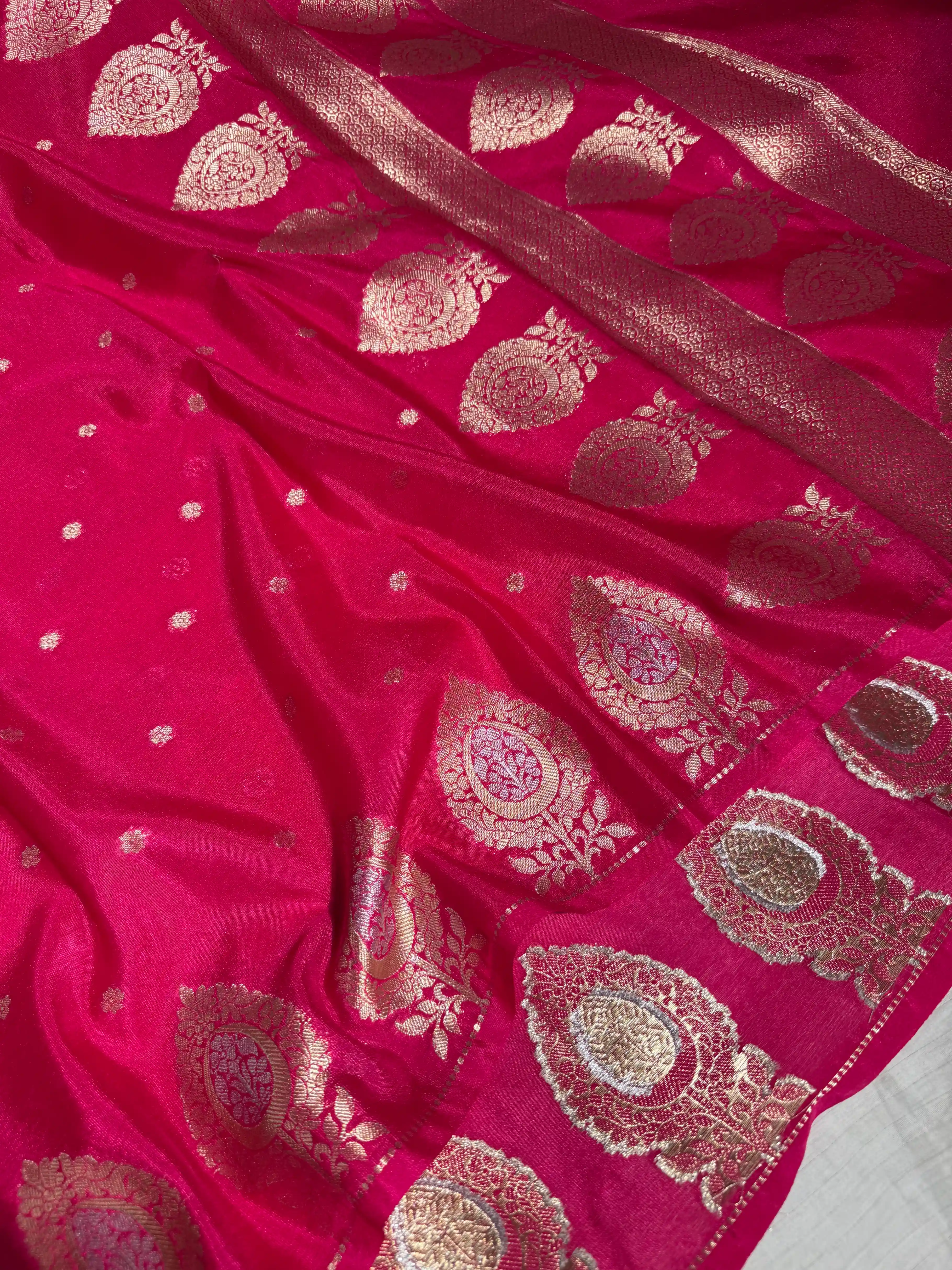 Rani Pink Warm Silk Traditional Buti Weave Banarasi Saree