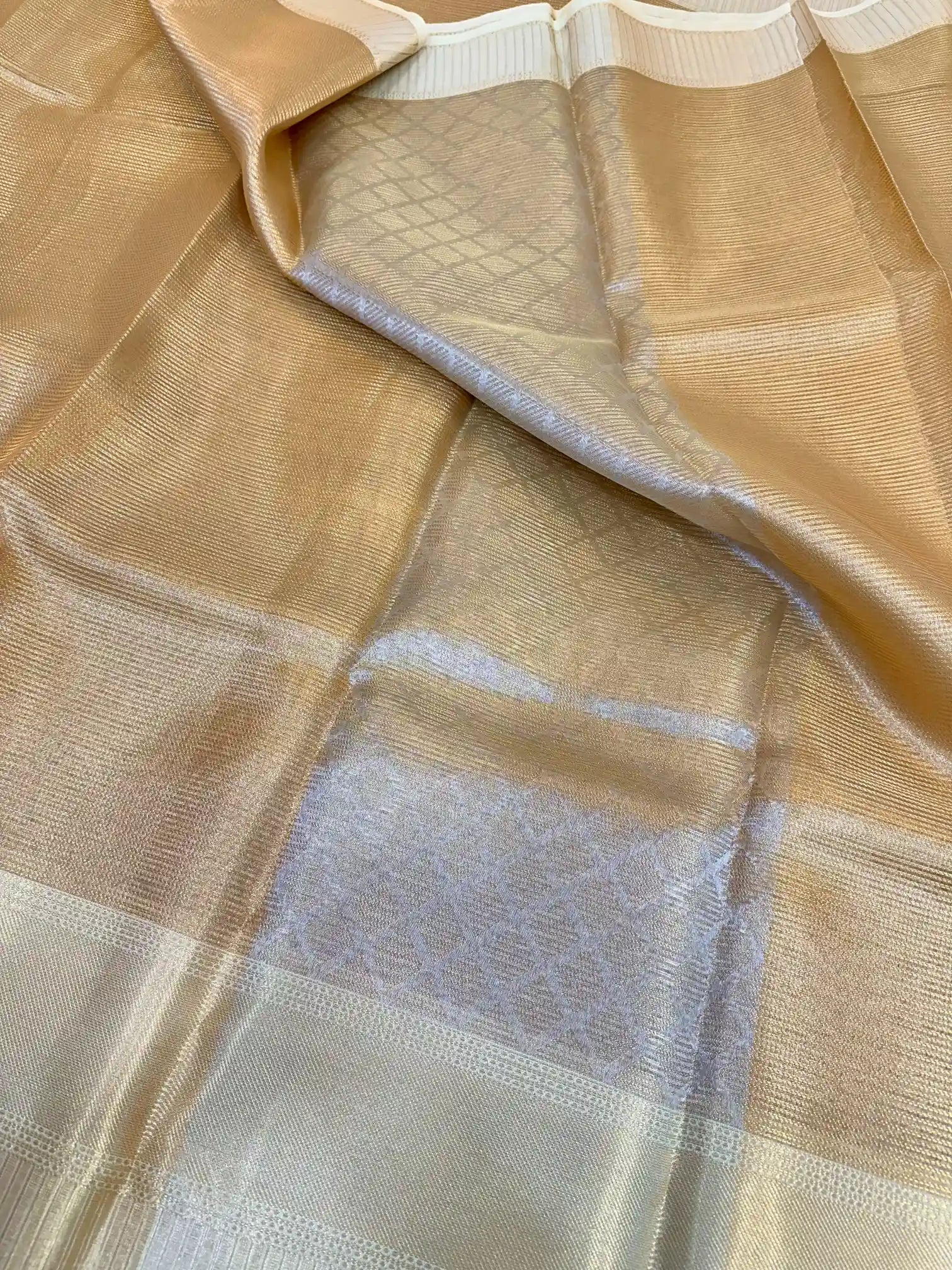 Rani Mukherjee Ma’am Inspired Kanjeevaram Tissue Silk Saree