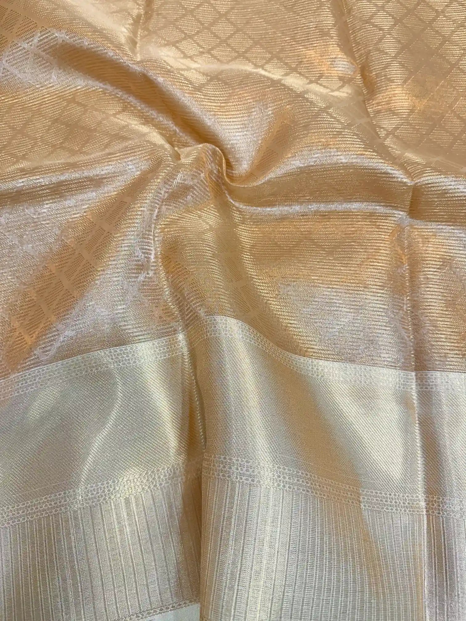 Rani Mukherjee Ma’am Inspired Kanjeevaram Tissue Silk Saree