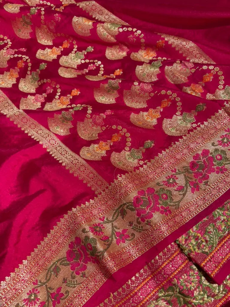Rani pink warm silk Banarasi saree in Tilfi Meenakari weave
