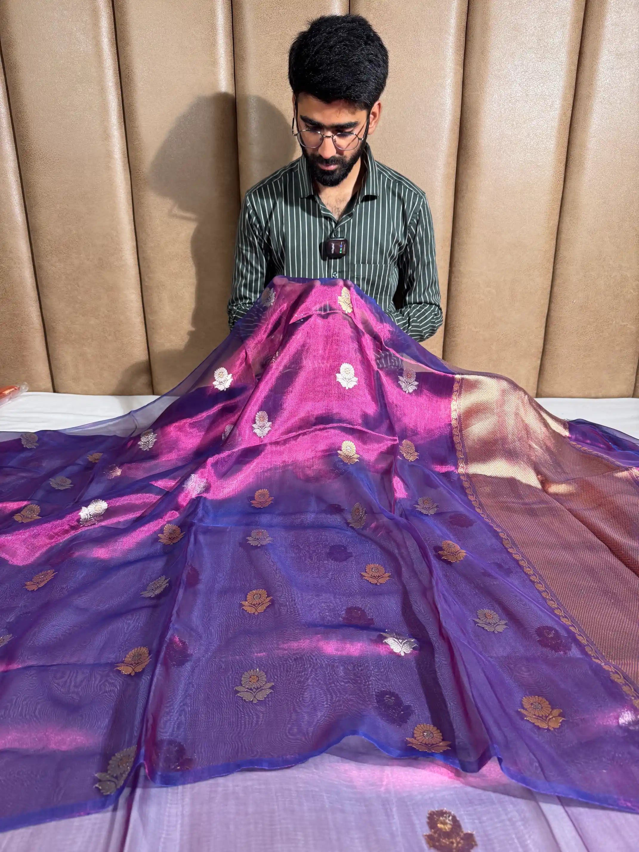 Rare Baingani Handwoven Pure Tissue Silk Banarasi