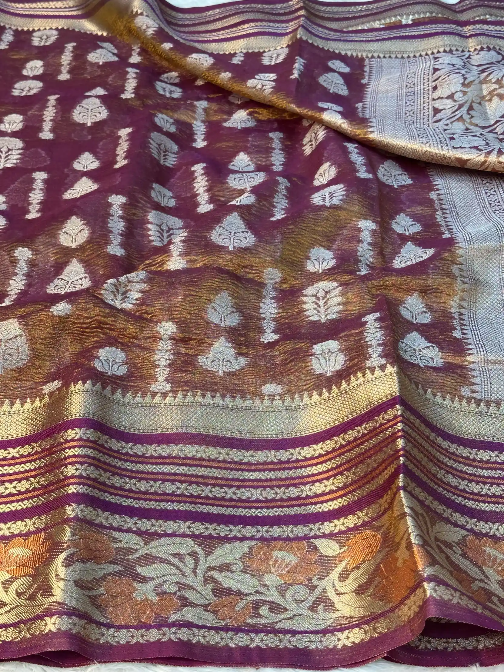 Rusted Purple Shade Crushed Tissue Silk Banarasi Saree