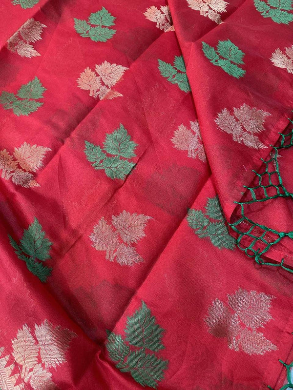 Red Soft Cotton Silk Zari Banarasi Saree