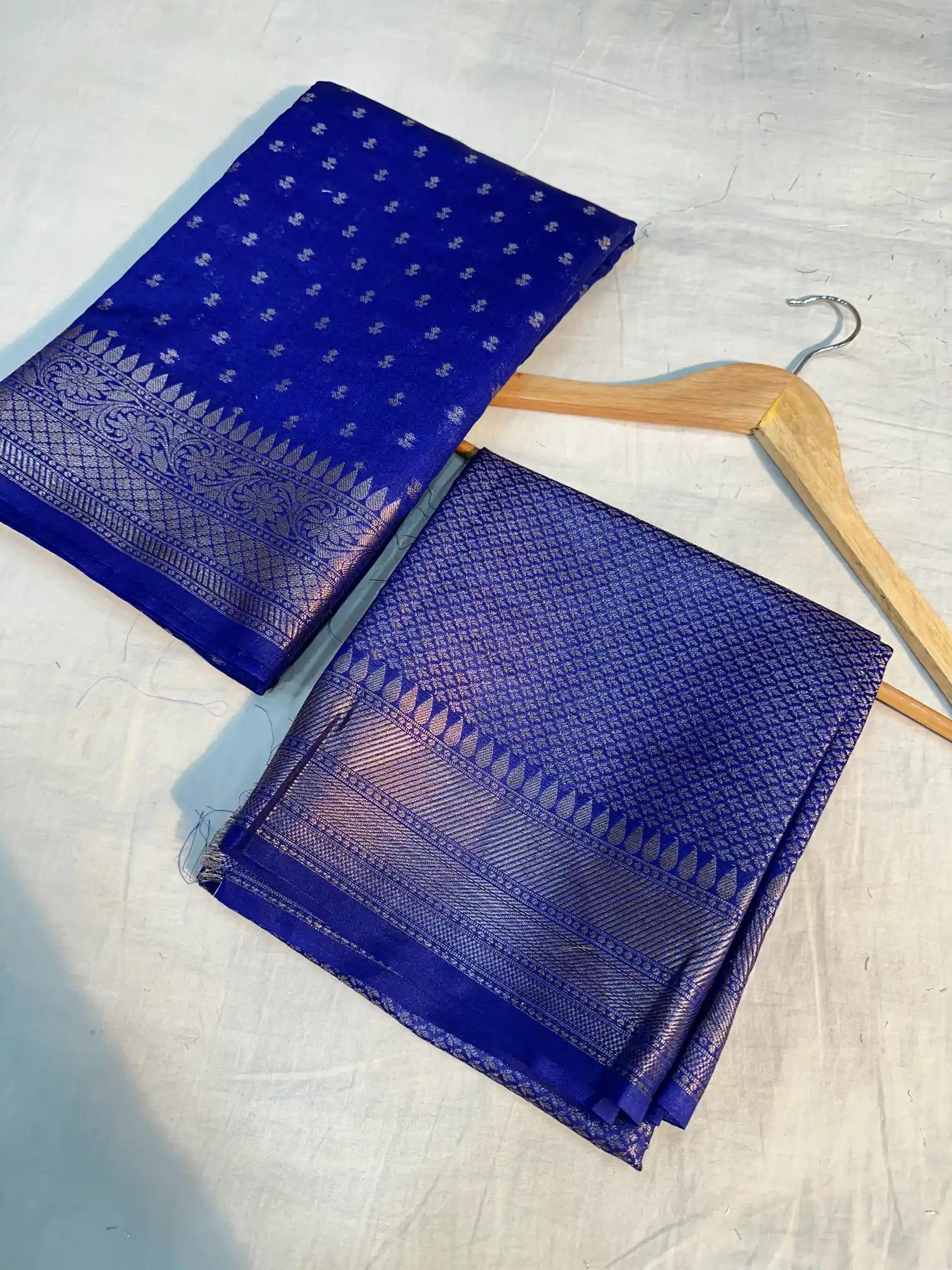 Royal Blue Chiniya silk zari Buti Banarasi Saree
