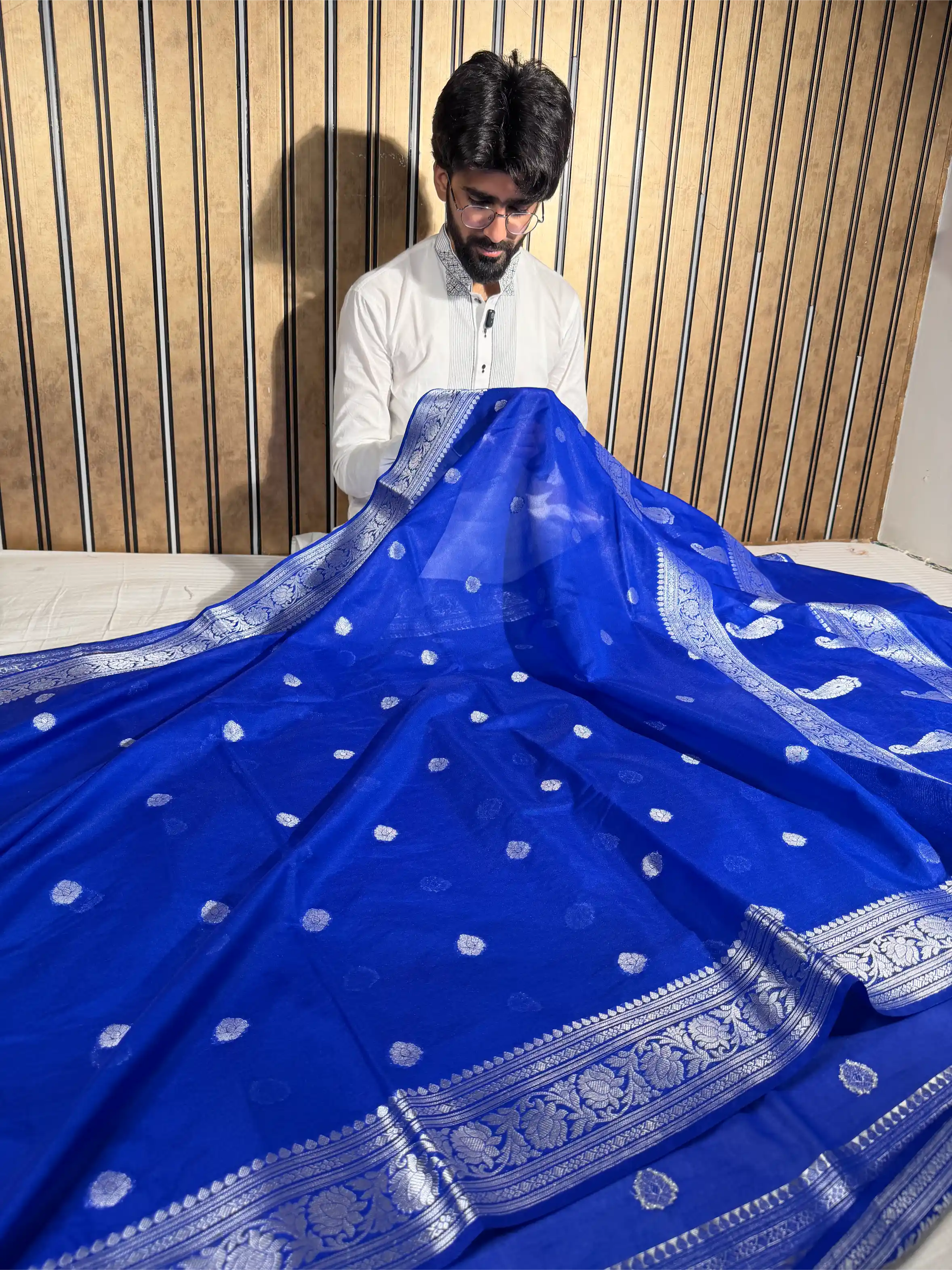 Royal Blue Soft Georgette Khaddi Buti Banarasi Saree