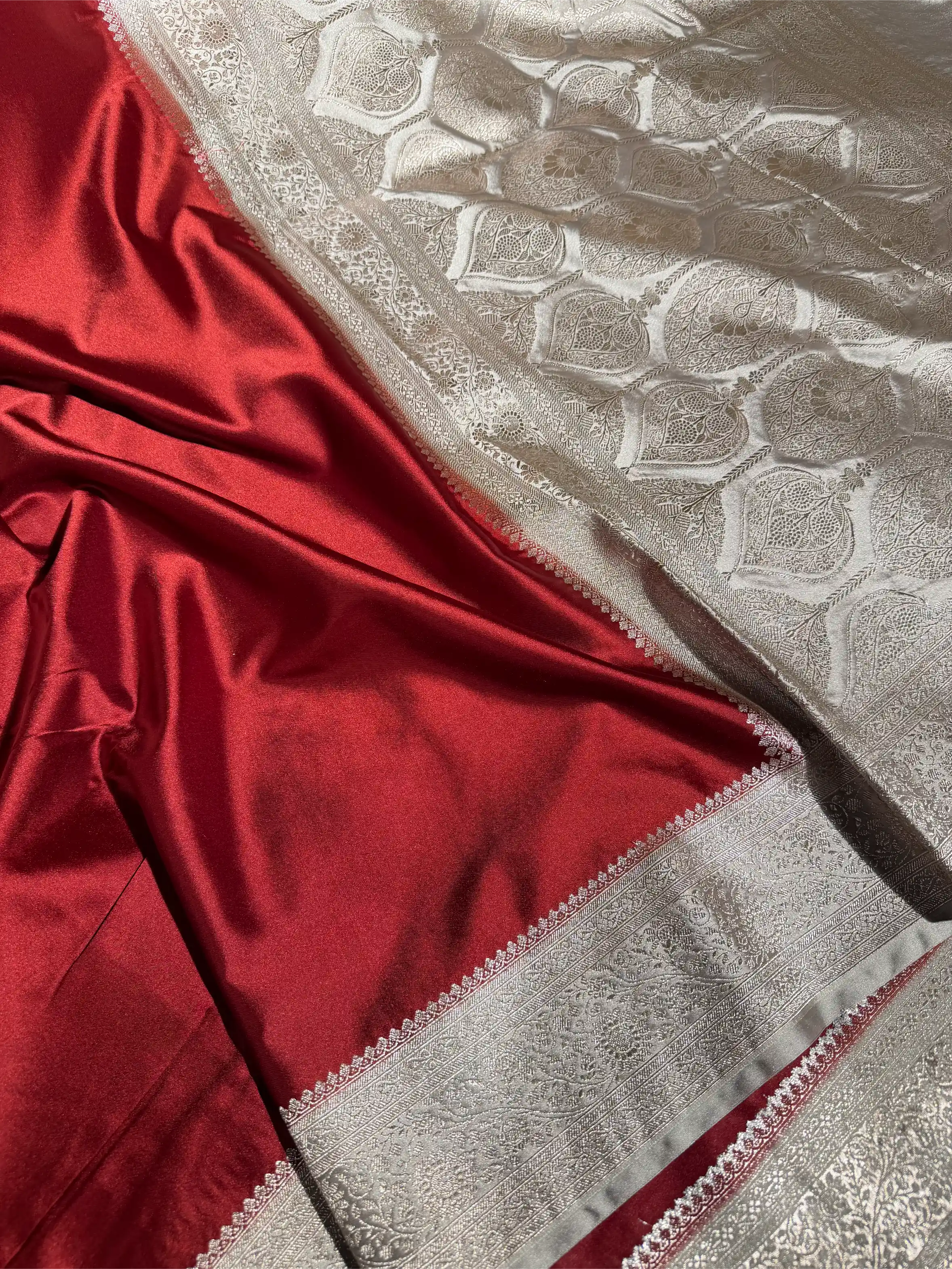 Royal Maroon with Contrast Beige Shade Mashru Katan Silk Banarasi Saree