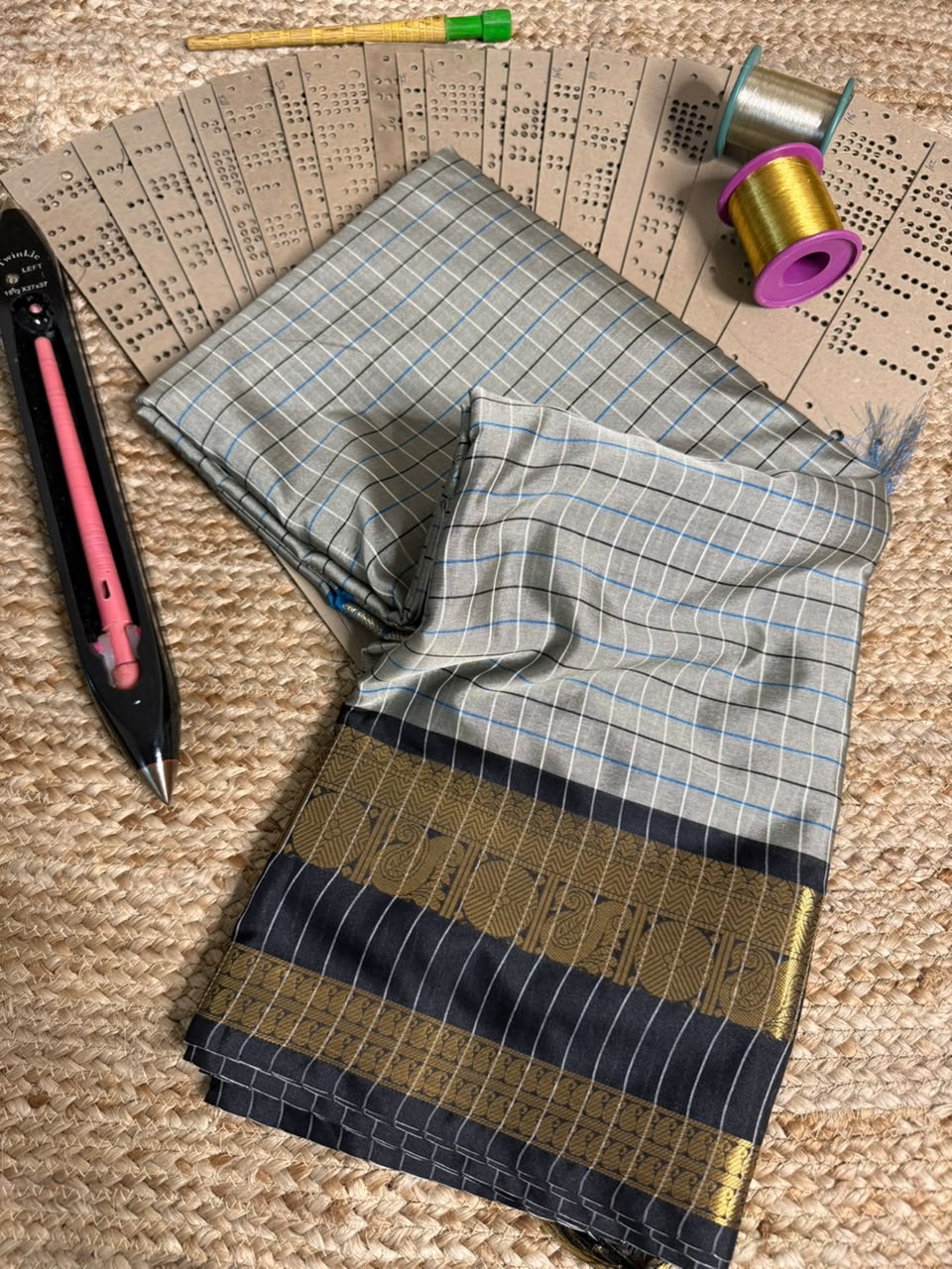 Ganga Jamuna Border Checks Banarasi Saree