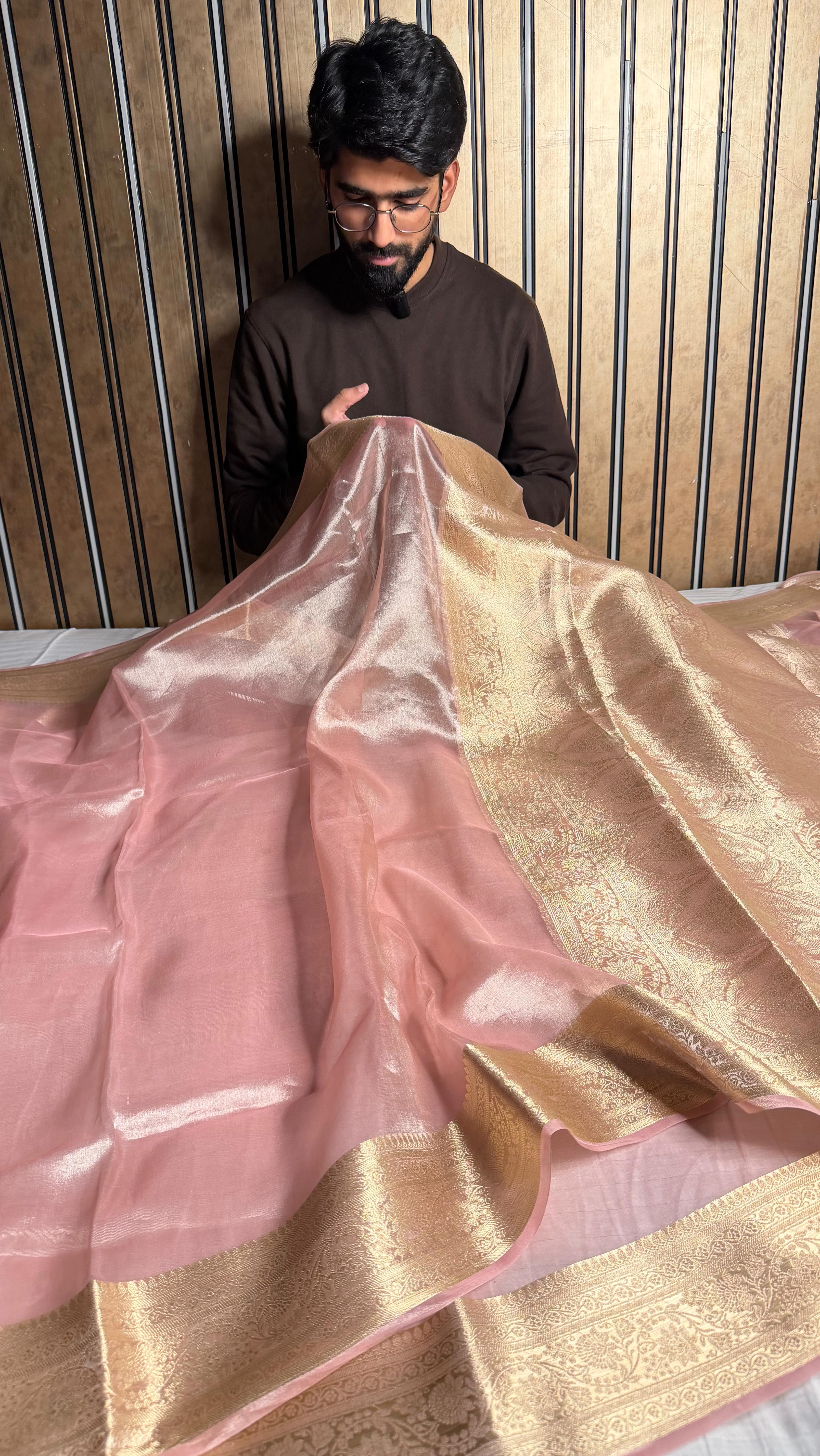 Eccentric Baby Pink Pure Tissue Silk Banarasi Saree