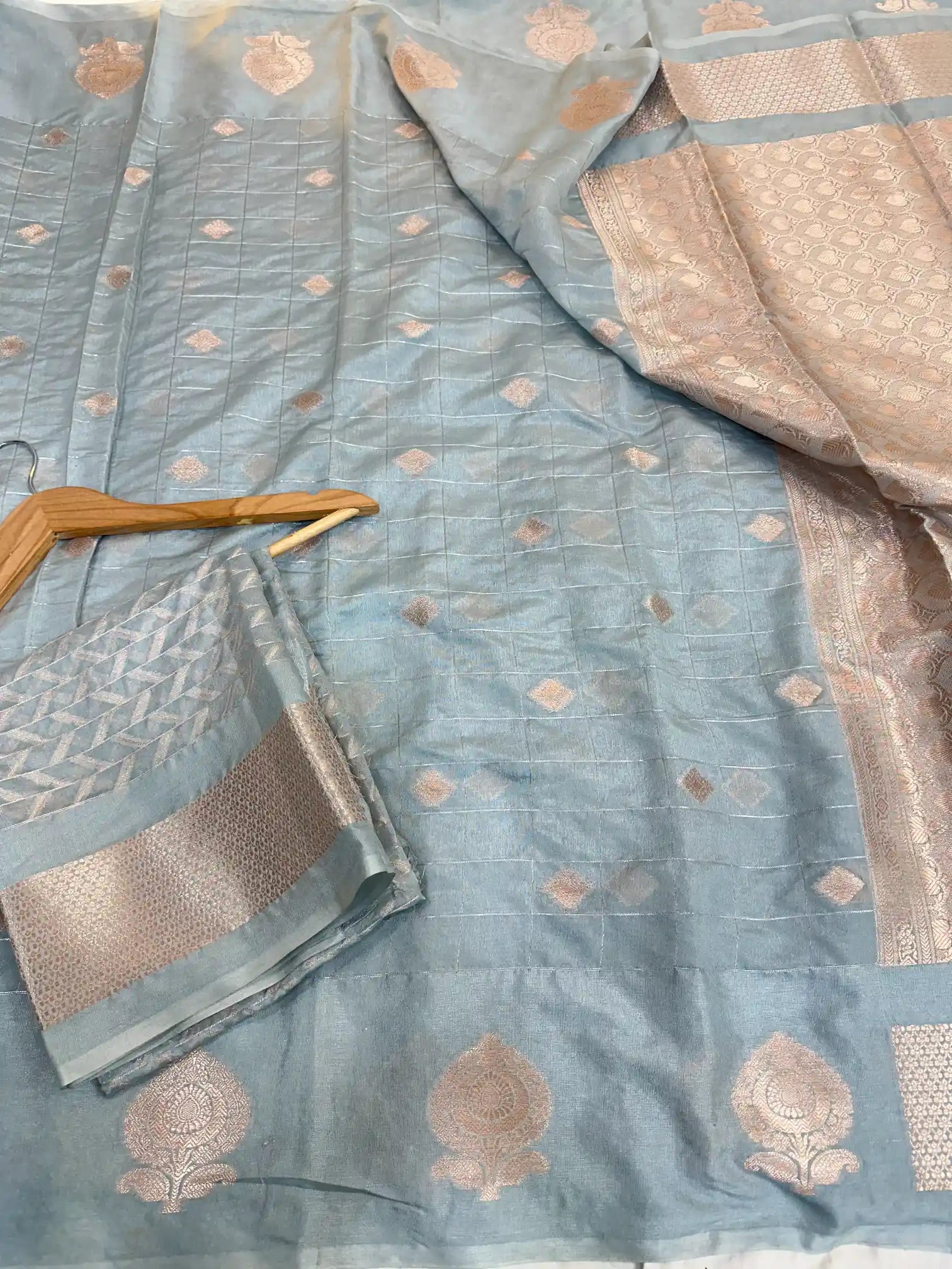 Sea Blue Chiniya Silk Checkered Weave Banarasi Saree
