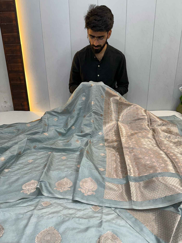 Sea Green Chiniya Silk Checkered Weave Banarasi Saree