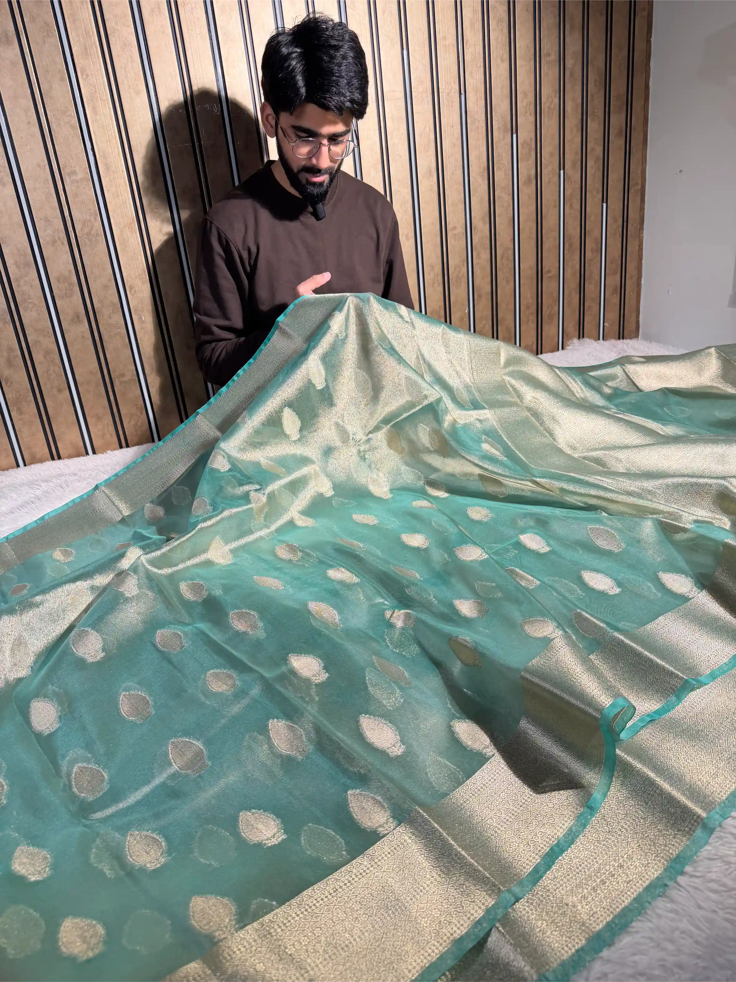 Sea Green Kora Tissue Silk Traditional Jacquard Weave Banarasi Saree