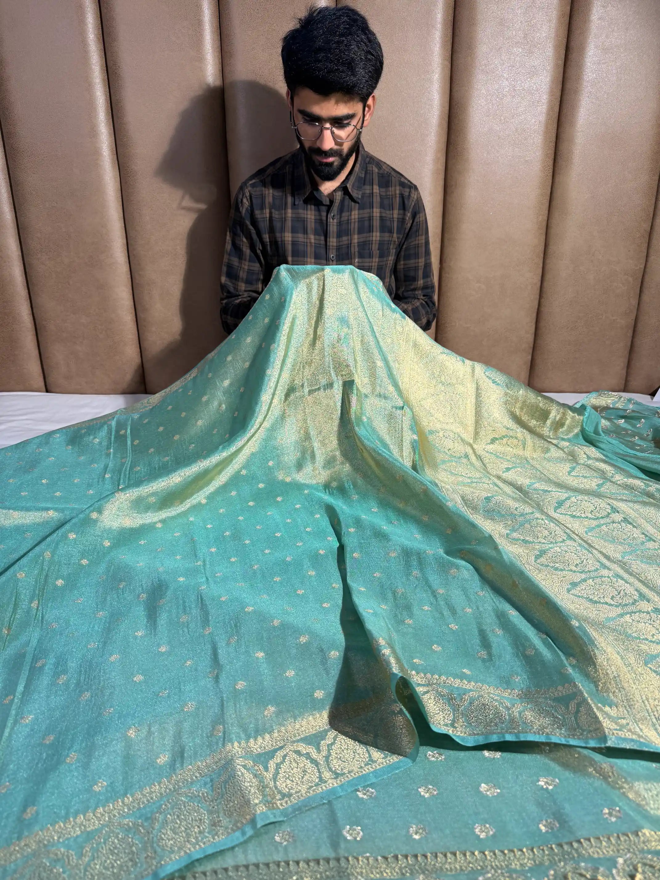Sea Green Tissue Silk Traditional Buta Banarasi Saree