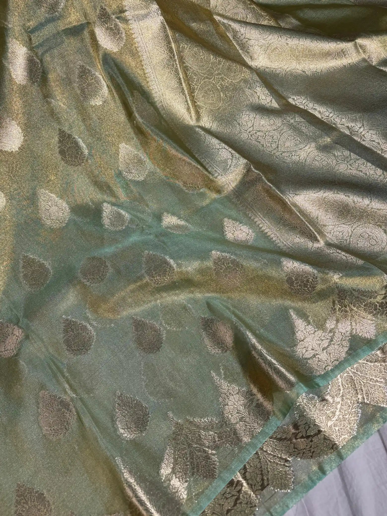 Sea Green Tissue banarasi saree with rich pallu and blouse