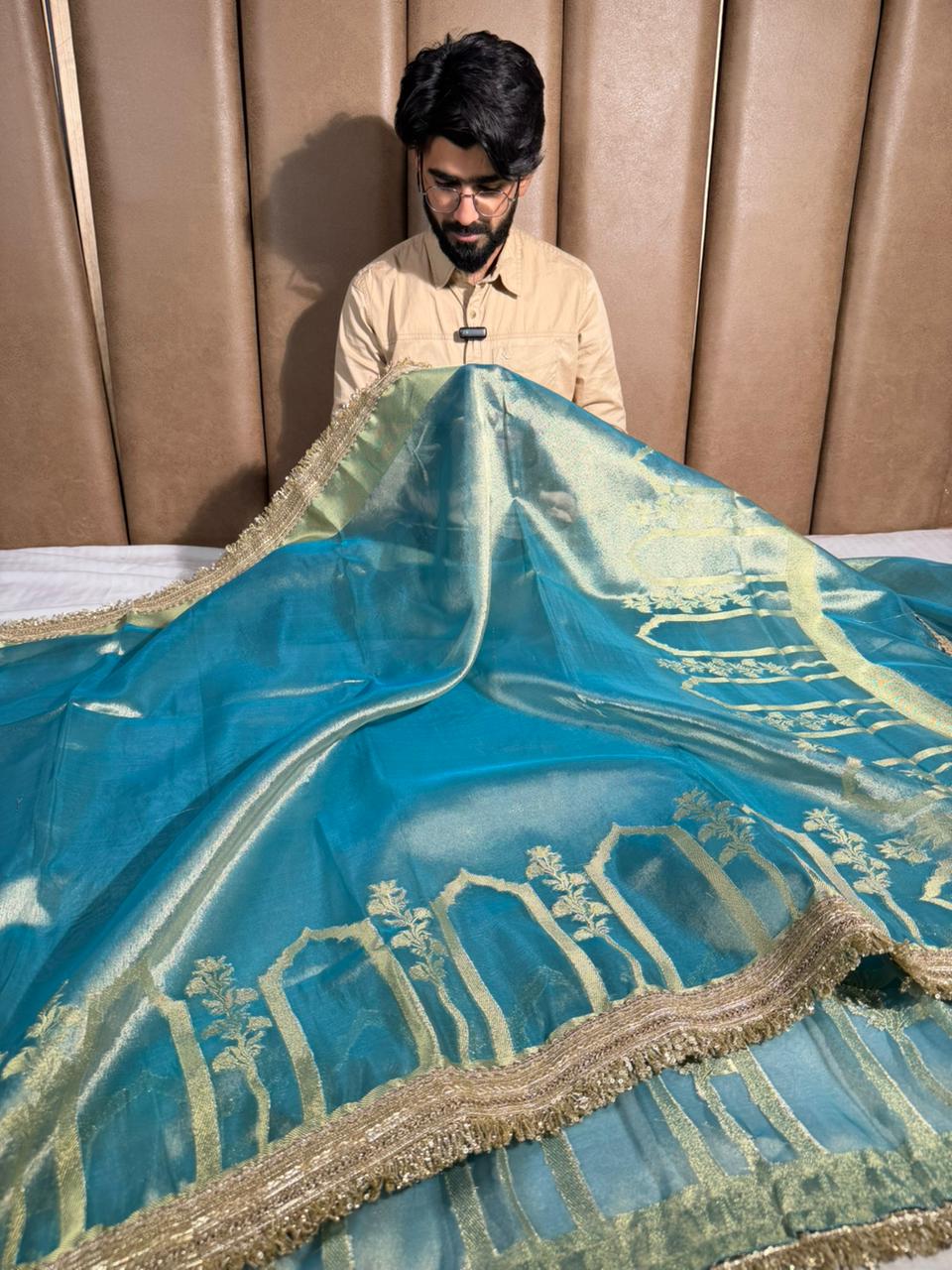 Sea Blue Tissue Silk Mughali Art Heavy Lace Work Banarasi Saree