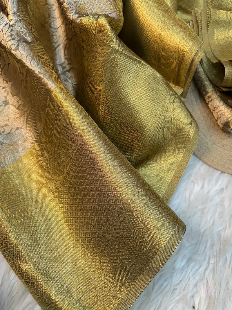 Copper Zari Texture Tissue Silk Kanjivaram Embossed Saree