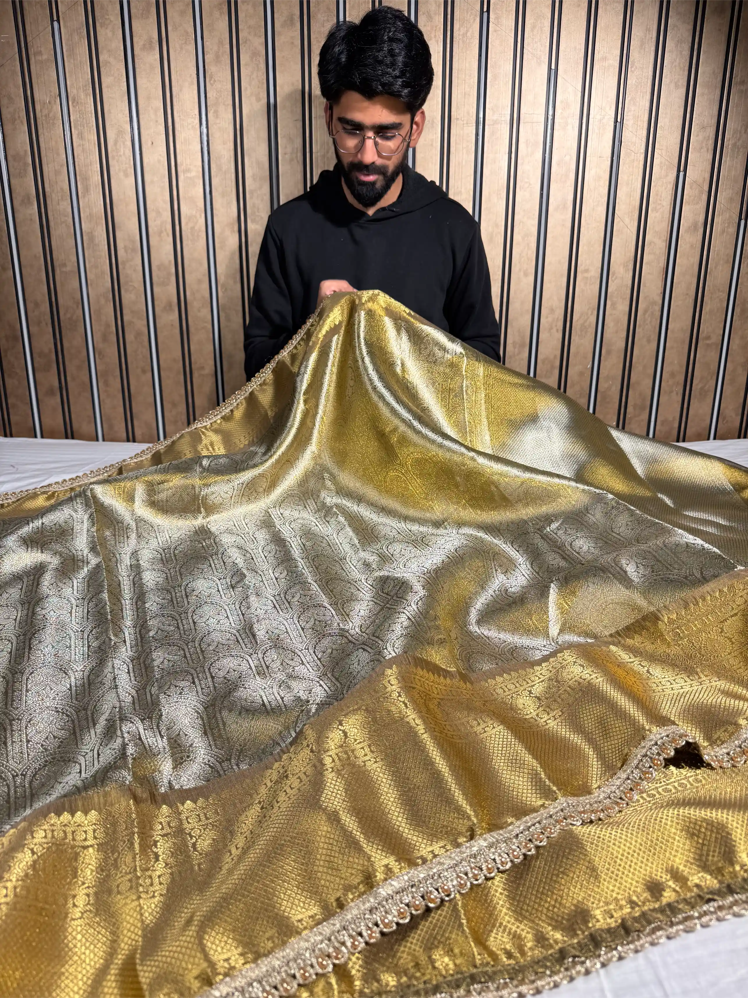 Shobhita Ma’am Kanjivaram Tissue Silk Designer Lace Work Banarasi Saree