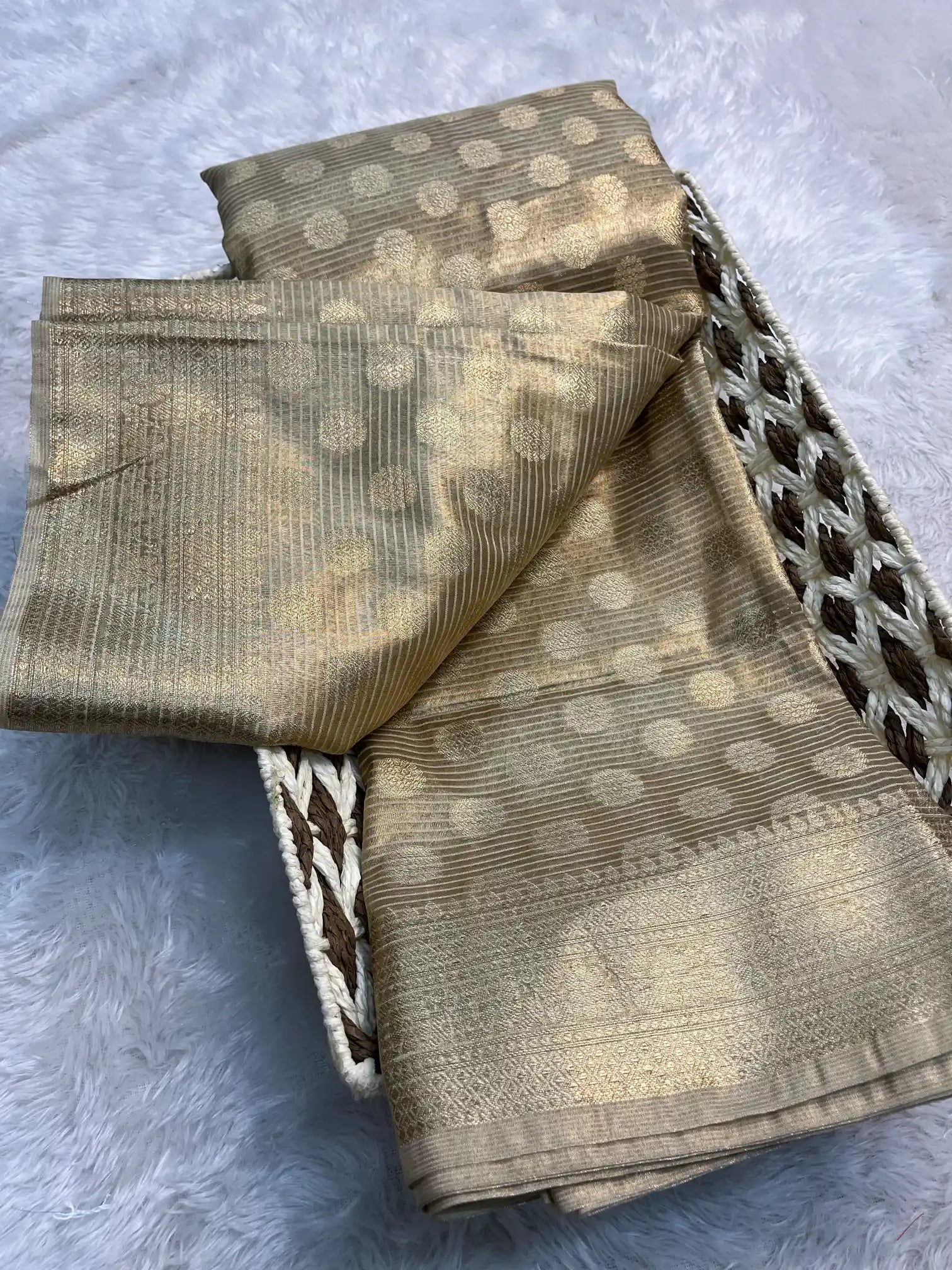 Soft Tissue Traditional Jacquard Banarasi Saree