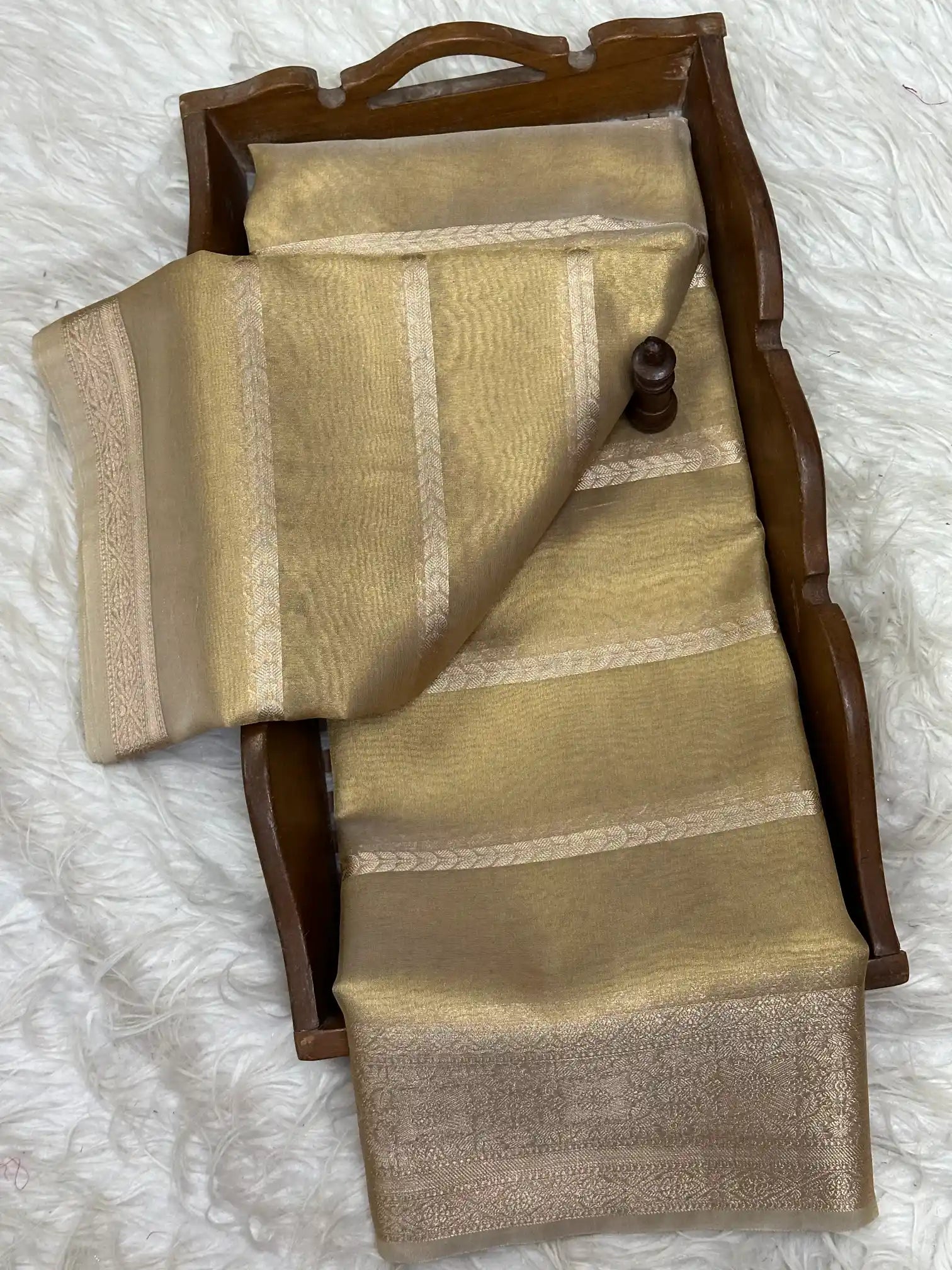 Soft Tissue Traditional Jacquard Banarasi Saree