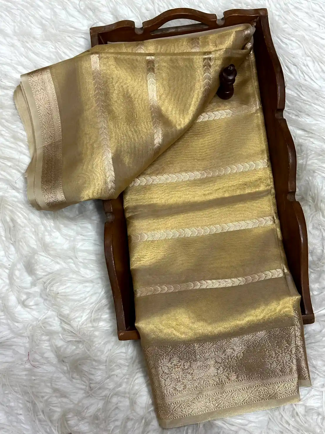 Soft Tissue Traditional Jacquard Banarasi Saree
