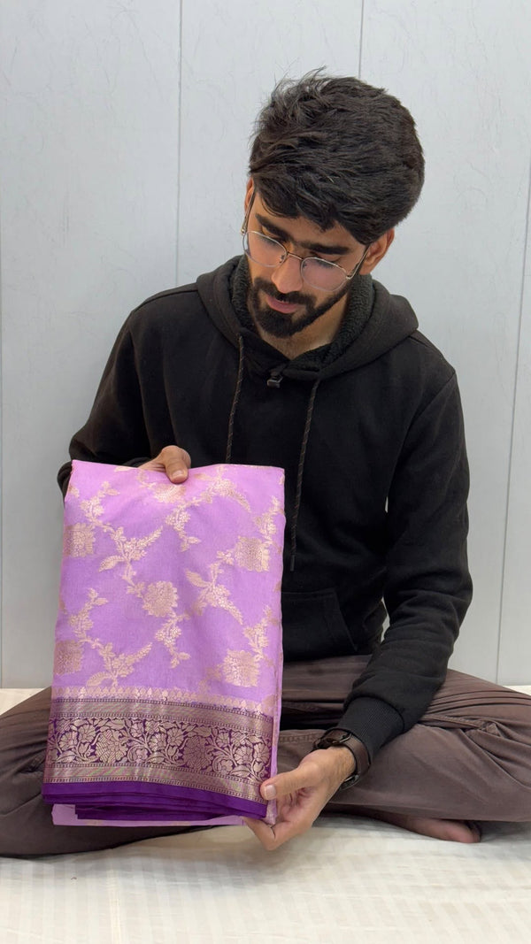 Subtle Lavender Chiniya Silk Zari Floral Jaal Banarasi Saree