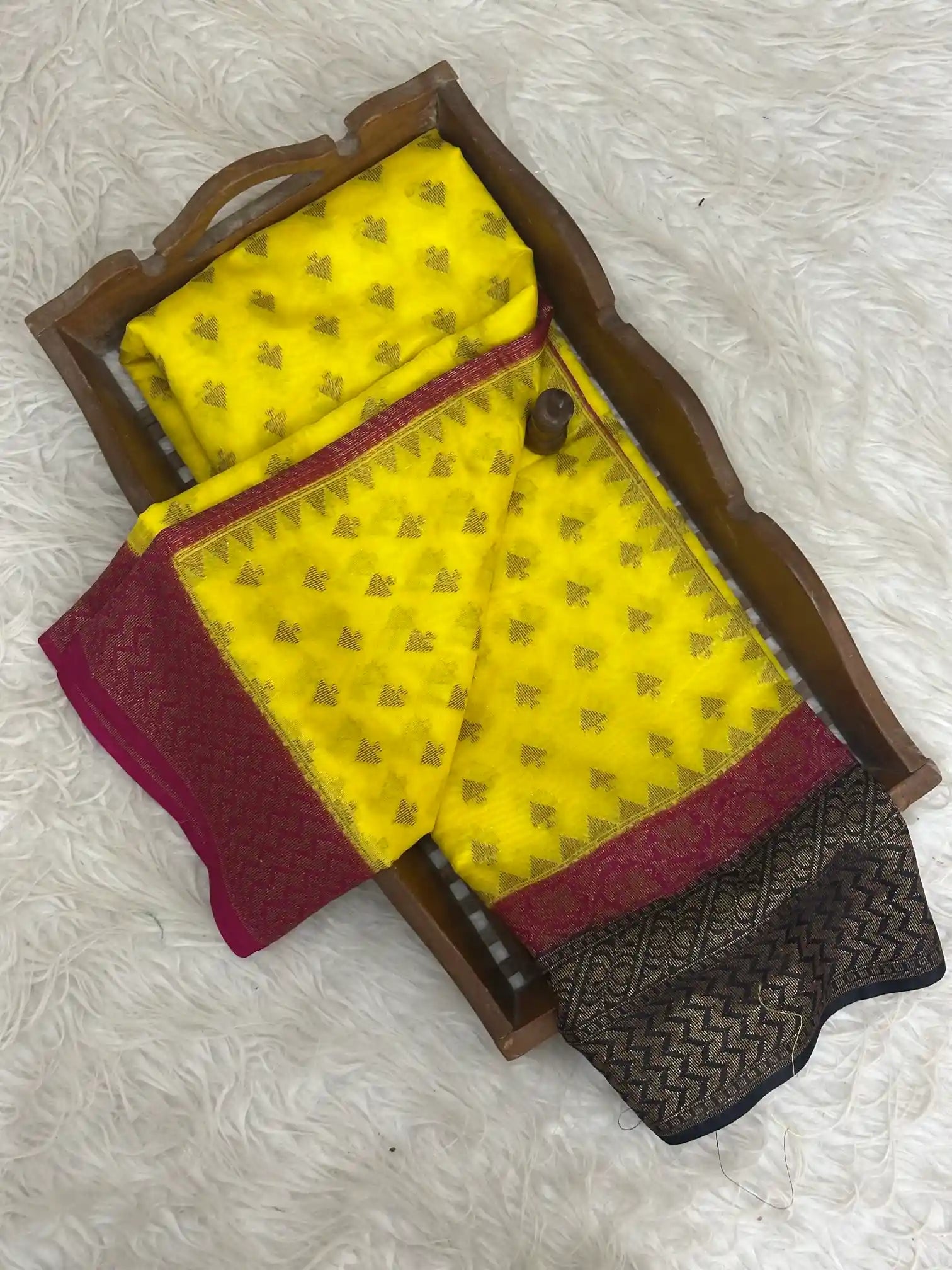Tradiional Softsilk Exclusive Banarasi Saree
