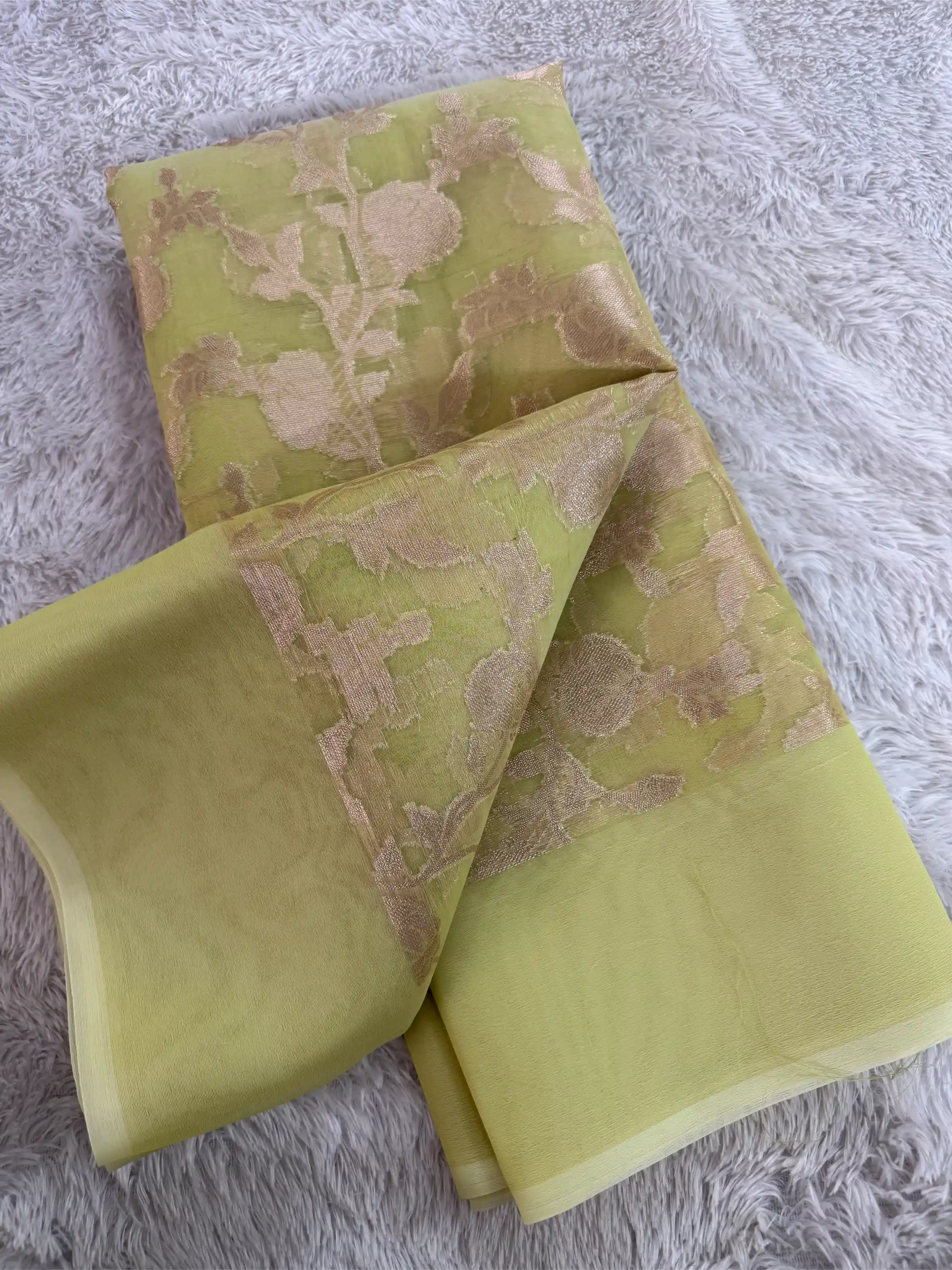 Traditional Weave SoftSilk Banarasi Saree