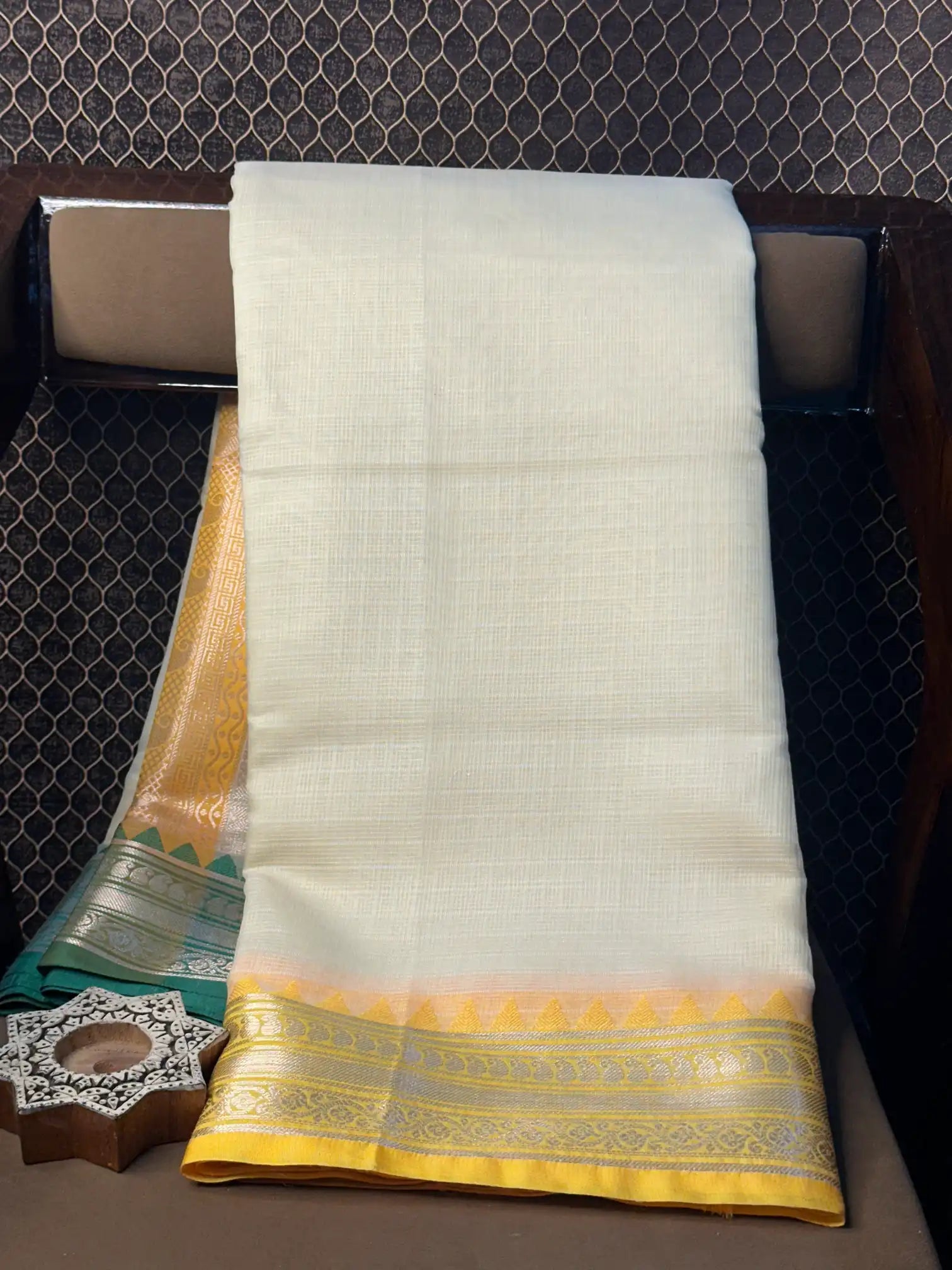 Traditional weave Softsilk Banarasi saree
