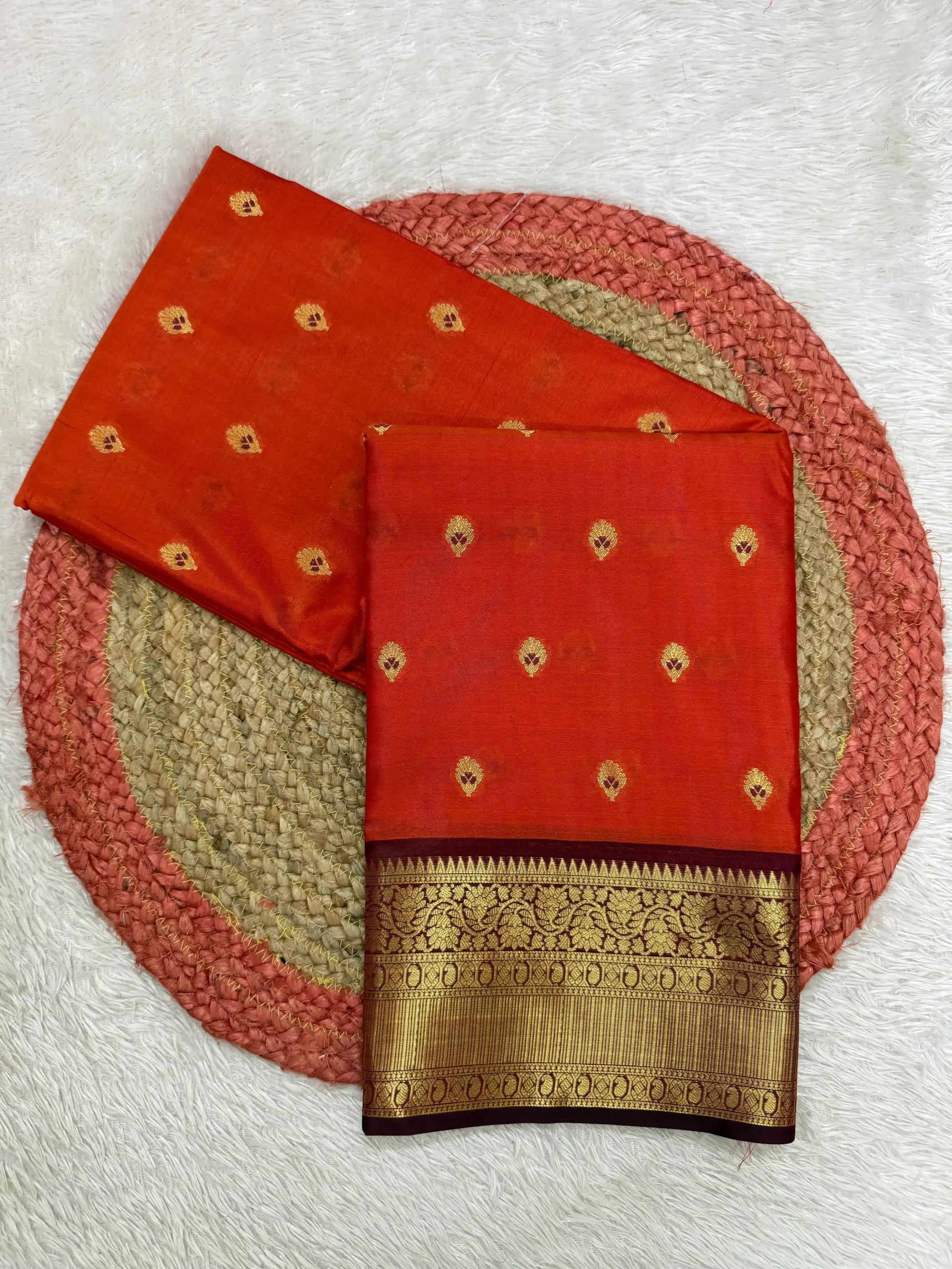 Contemporary Weave Kora Tissue Silk Banarasi Saree