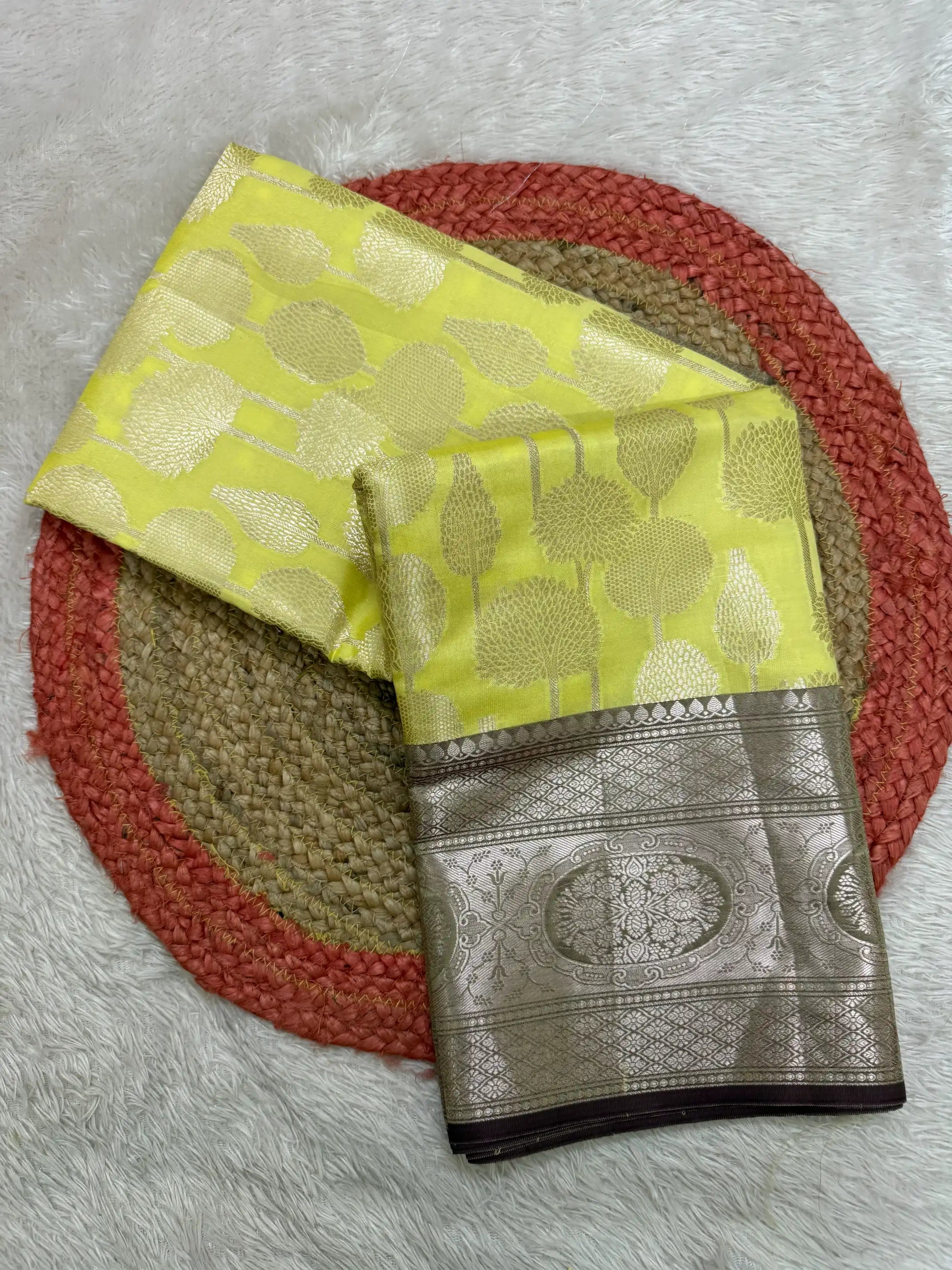 Contemporary Weave Kora Tissue Silk Banarasi Saree