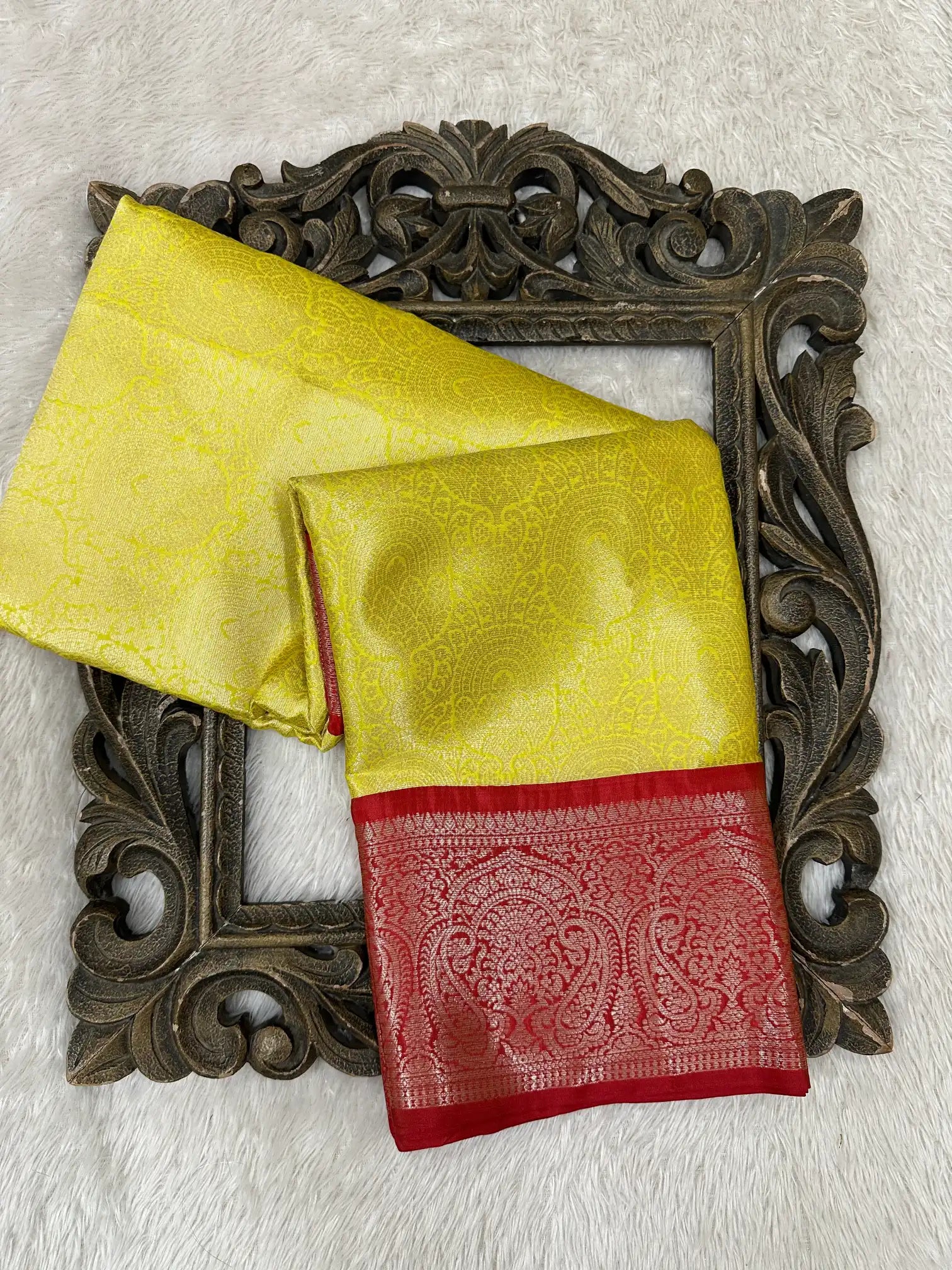 Contemporary Weave Kora Tissue Silk Banarasi Saree