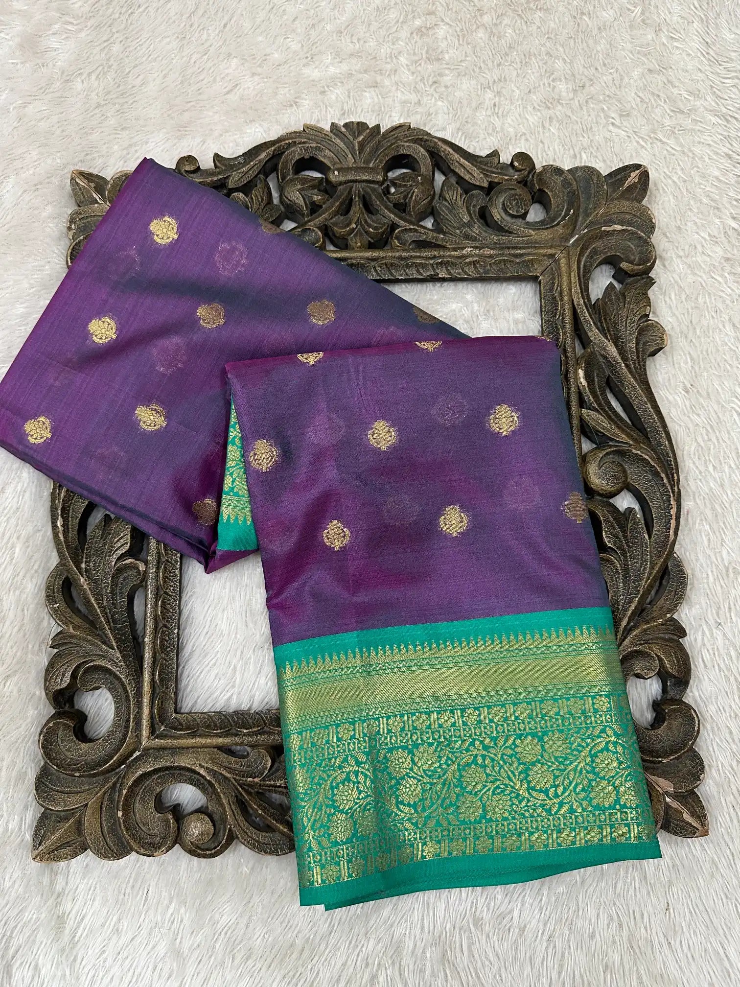 Contemporary Weave Kora Tissue Silk Banarasi Saree