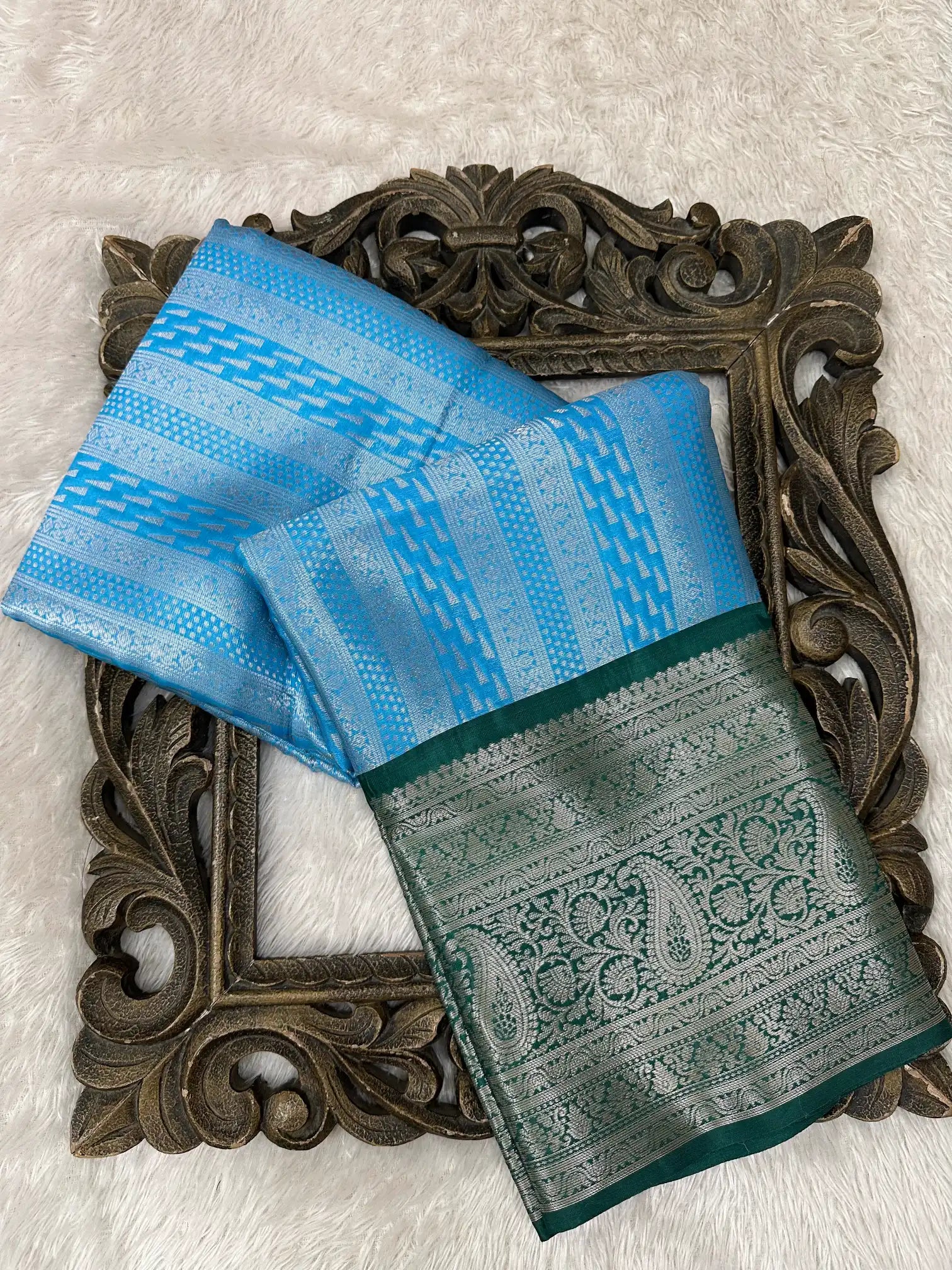 Contemporary Weave Kora Tissue Silk Banarasi Saree