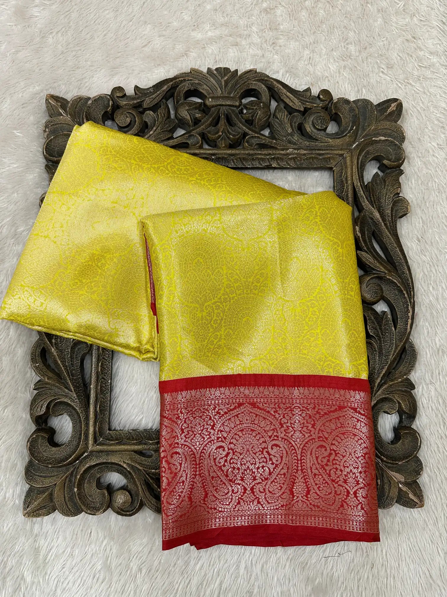 Contemporary Weave Kora Tissue Silk Banarasi Saree
